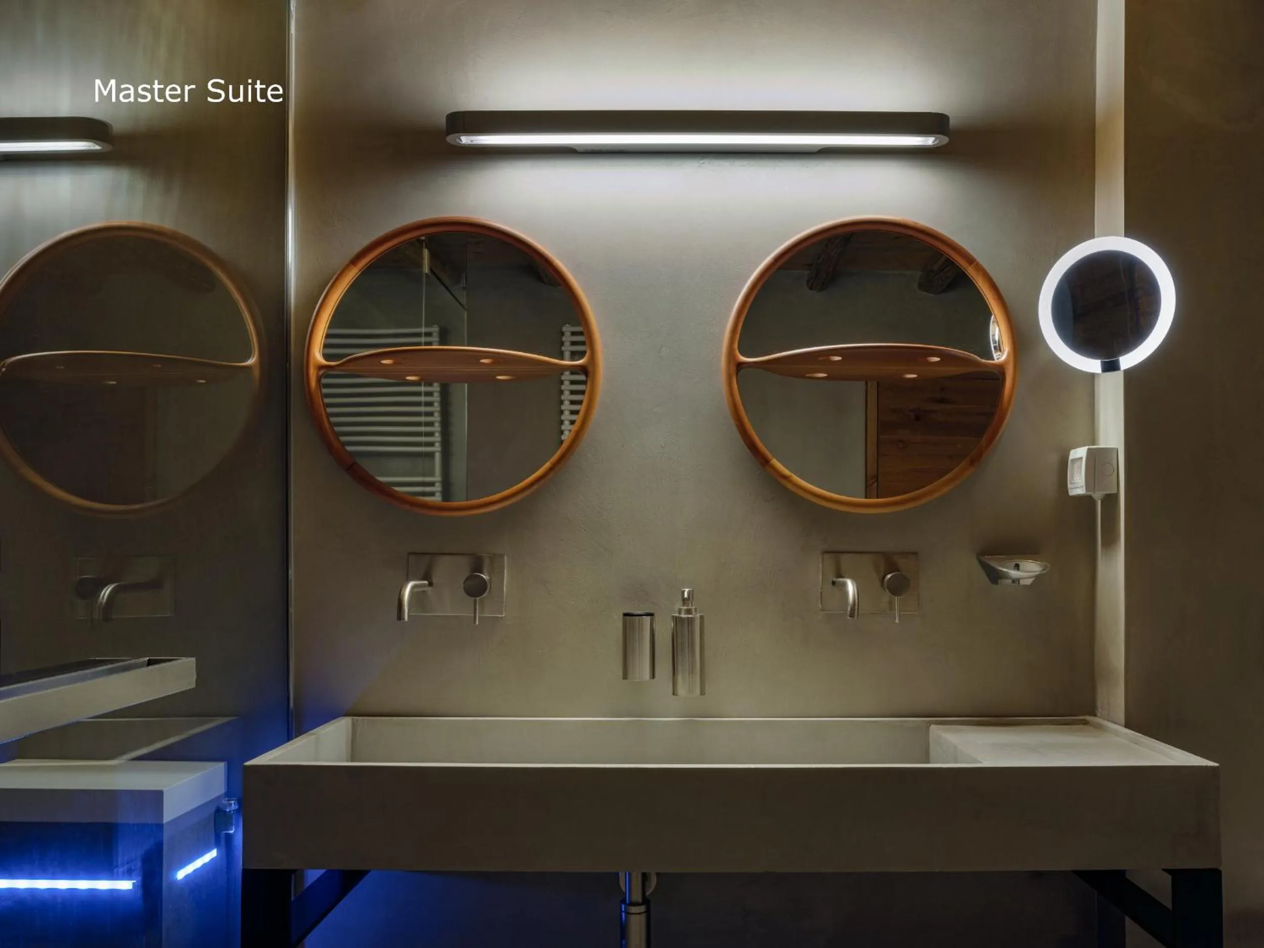 Bathroom in Moreas Peak Lodge