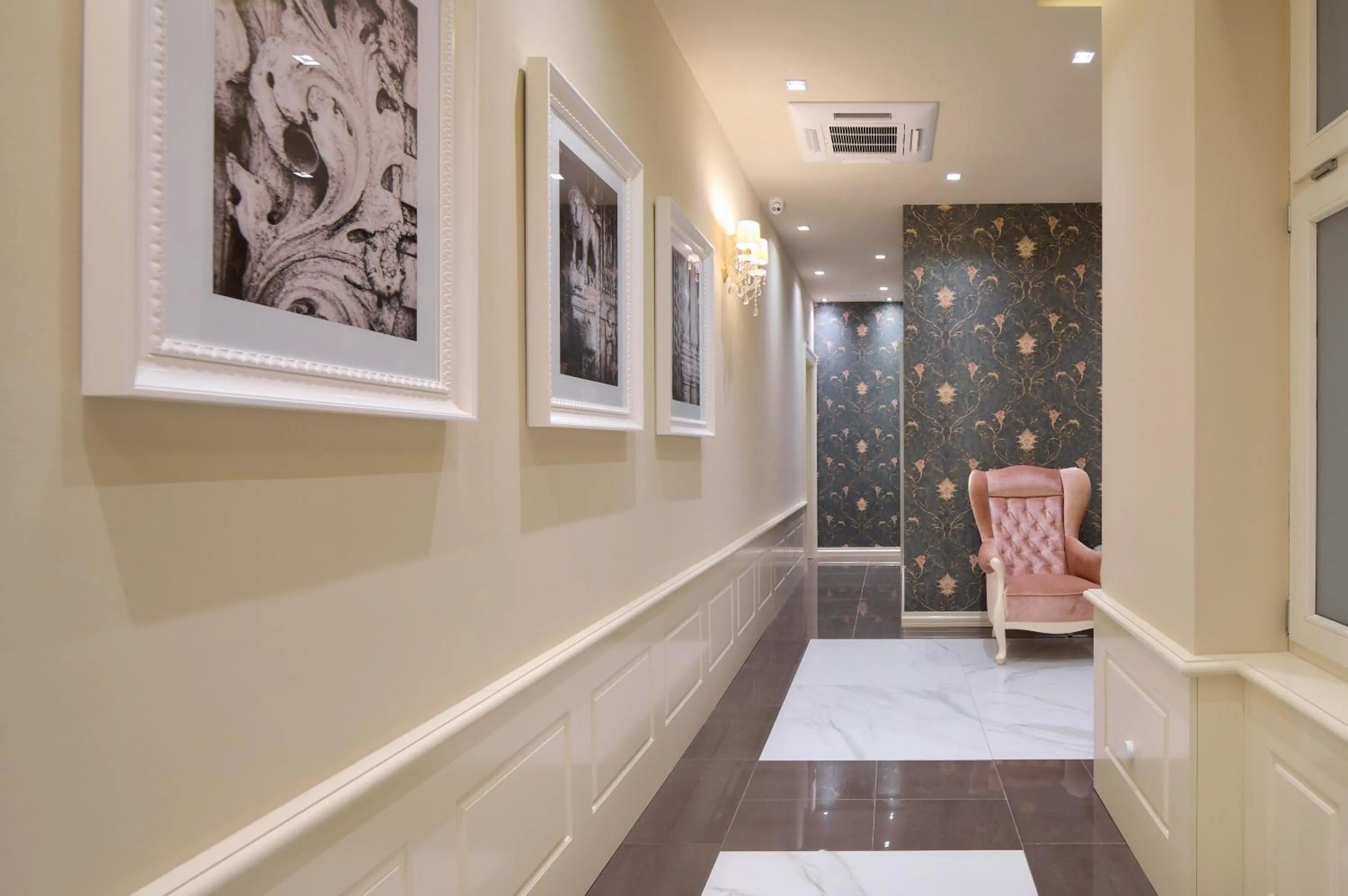 Property building in Piazza Heritage Hotel