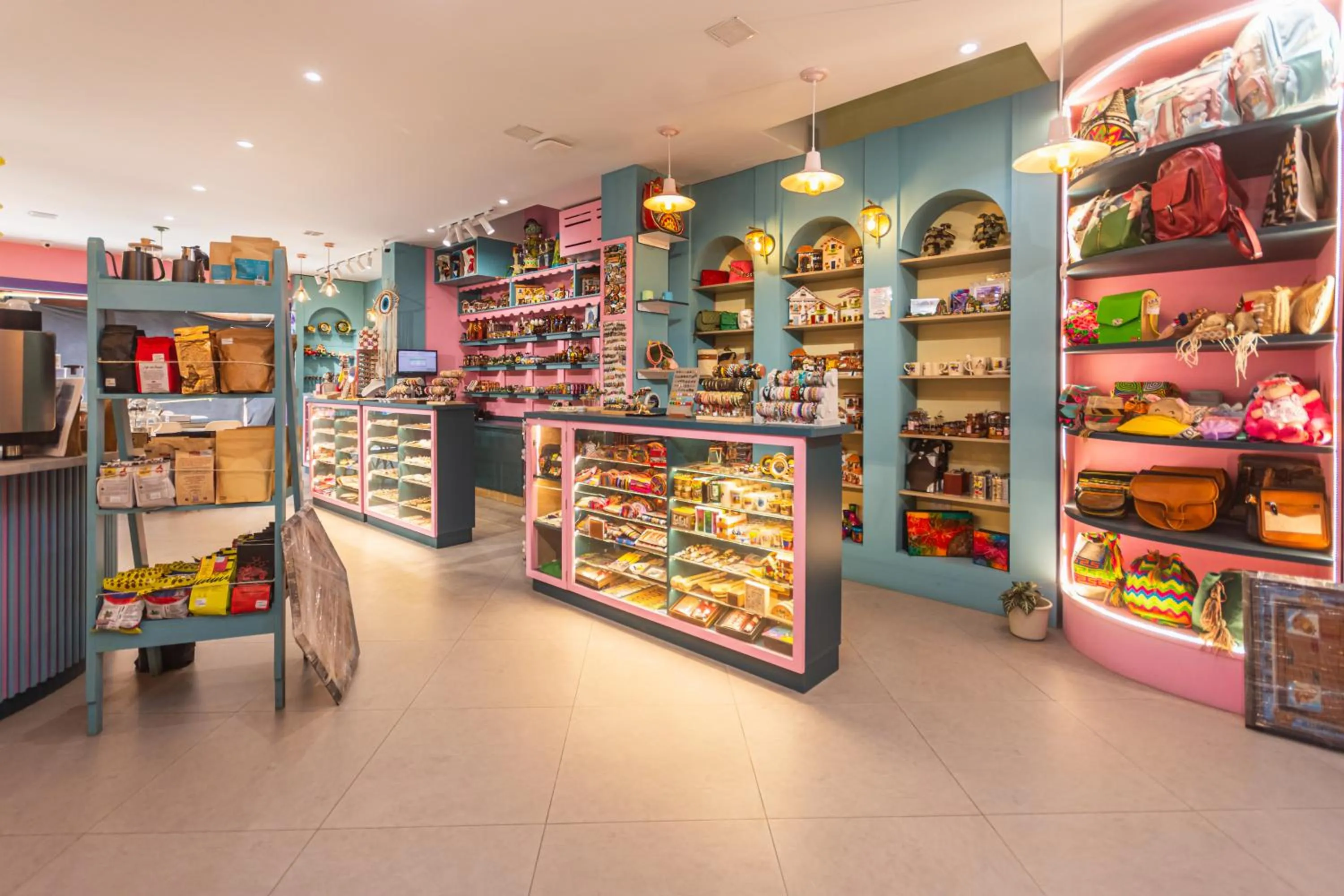 On-site shops in Hotel Chromatic