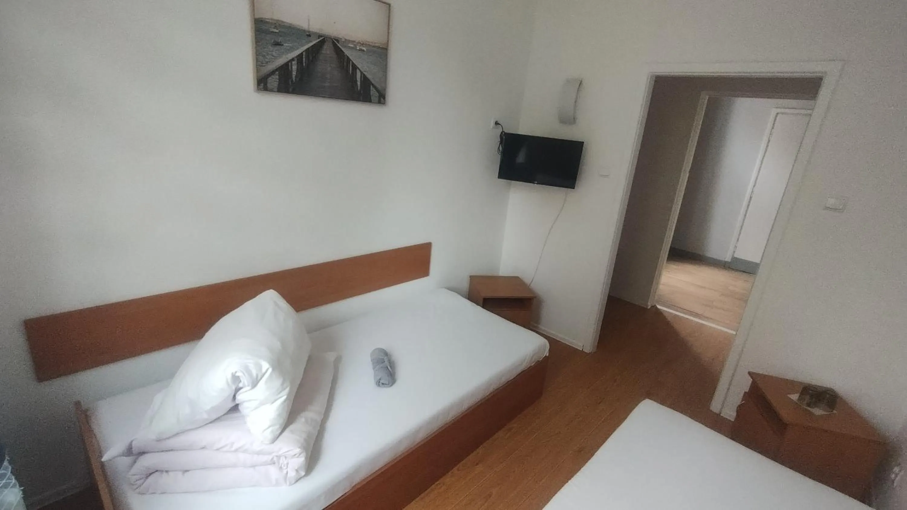 Photo of the whole room, Bed in Galeona - Hotel turystyczny