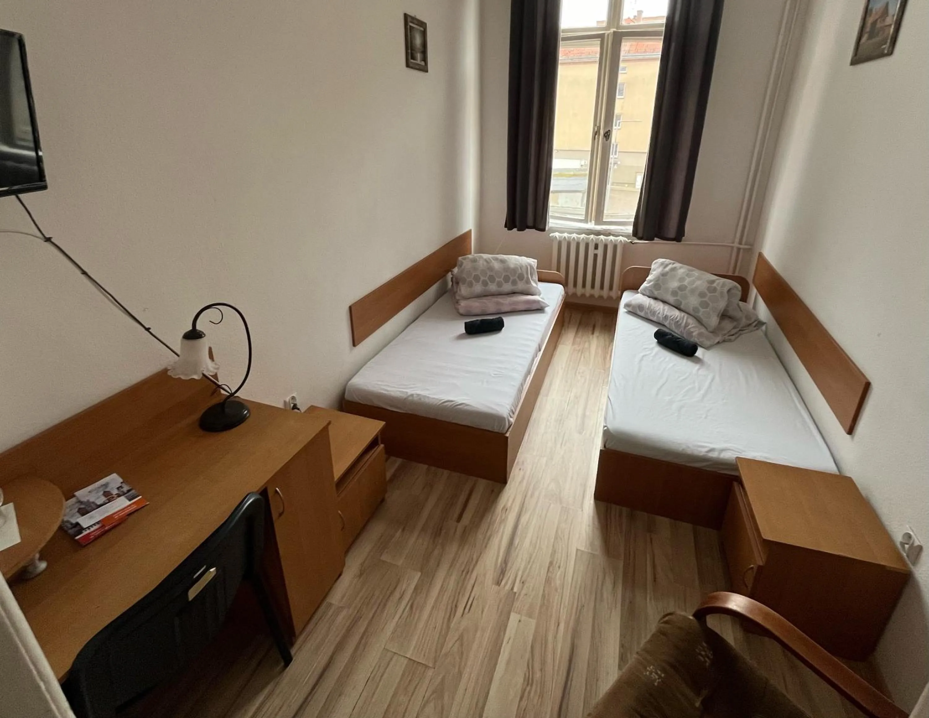 Double Room with Shared Bathroom in Galeona - Hotel turystyczny