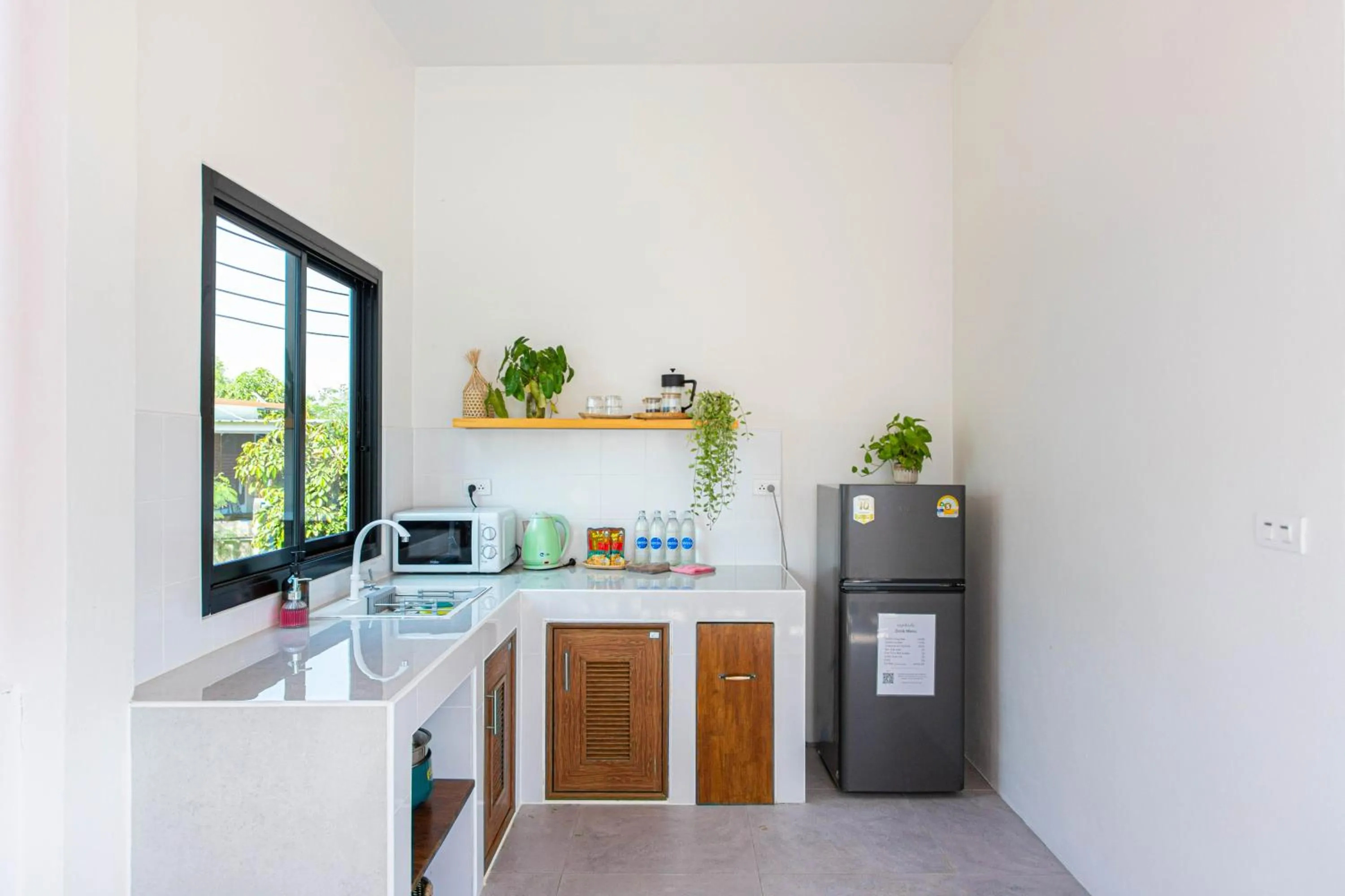 Kitchen or kitchenette in Vawa Guesthouse