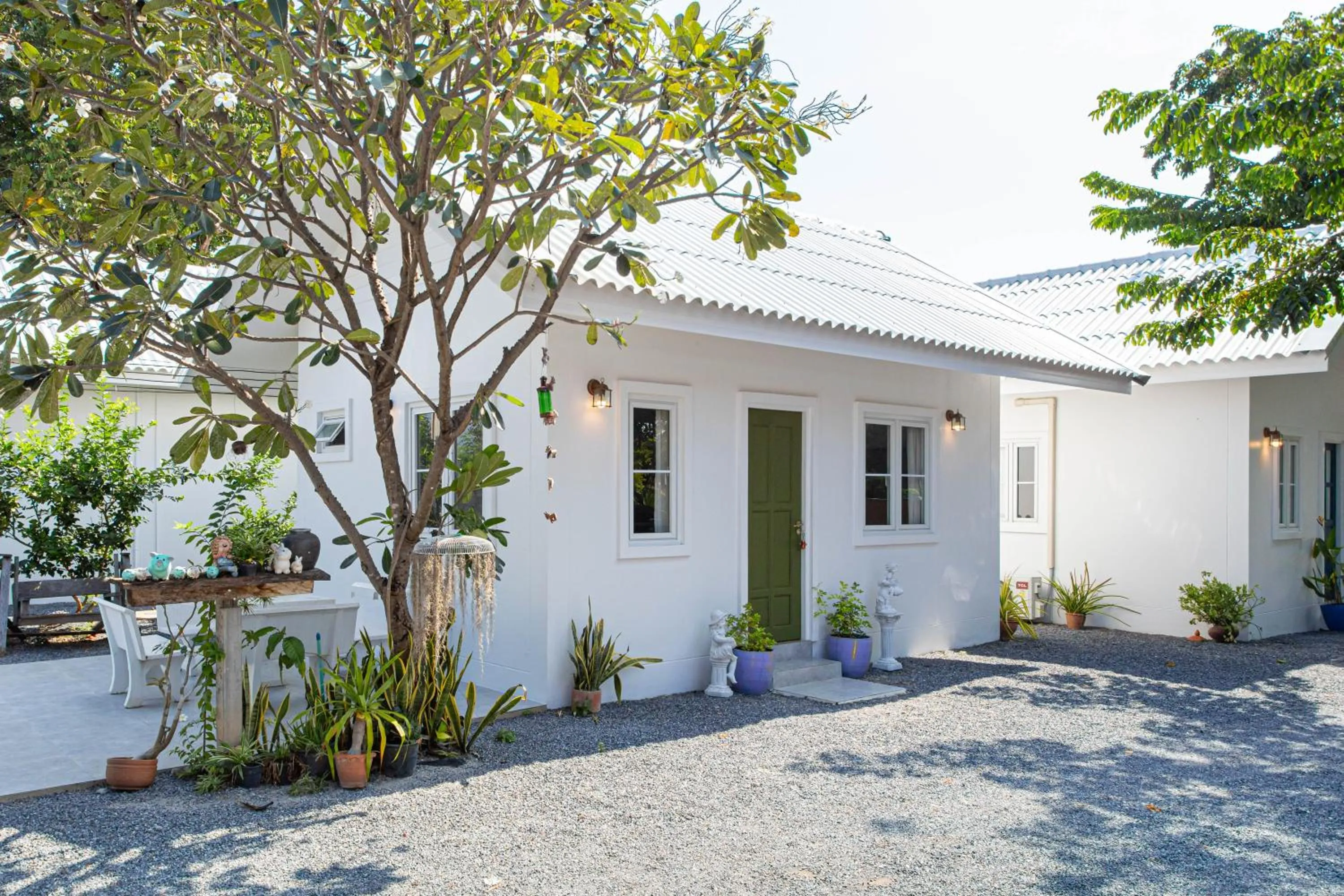 Property building in Vawa Guesthouse