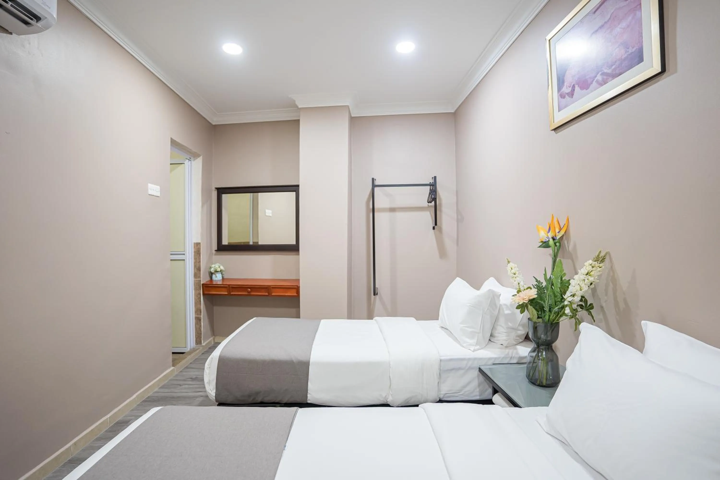 Bed in HOTEL 28 RAPID