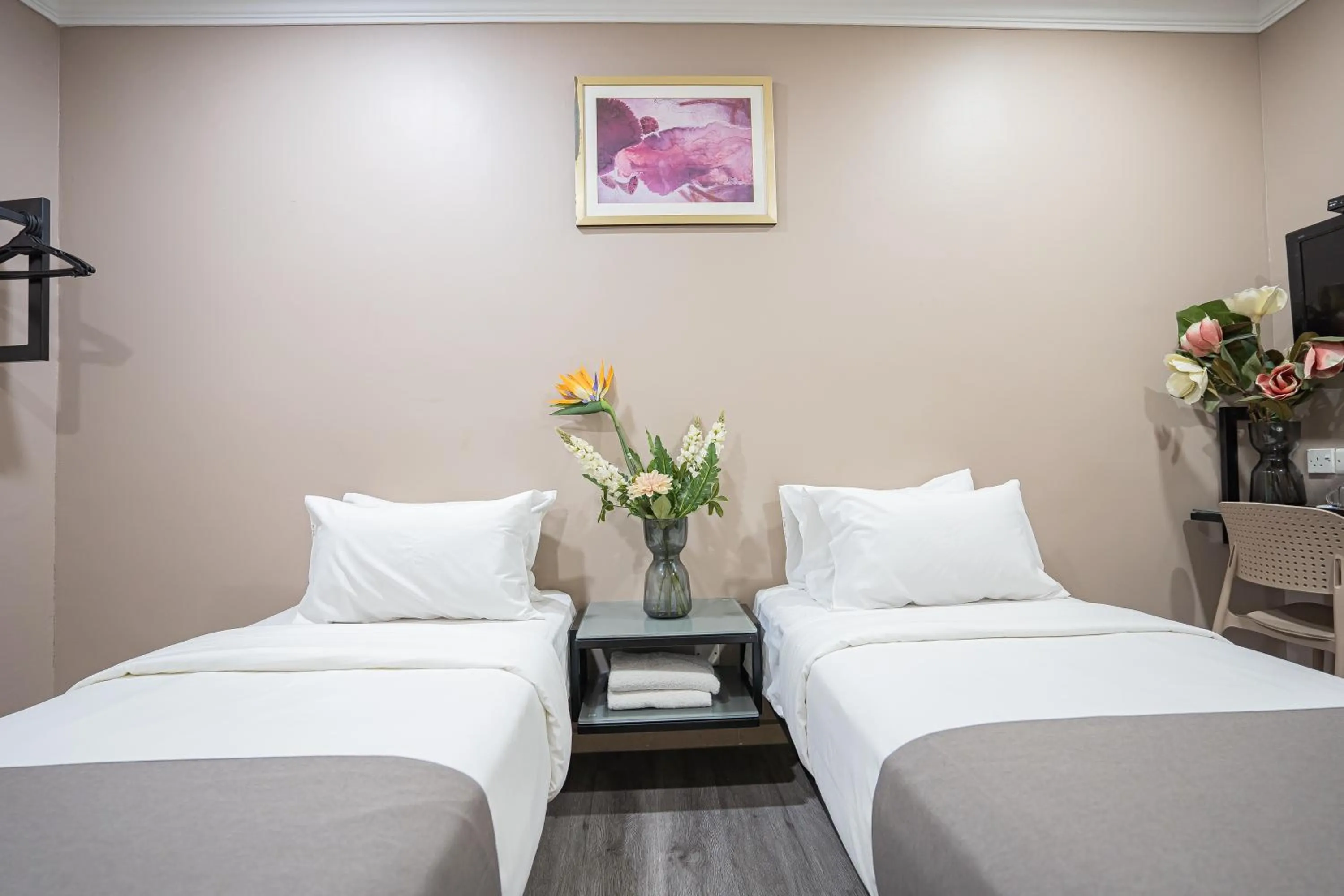 Bed in HOTEL 28 RAPID