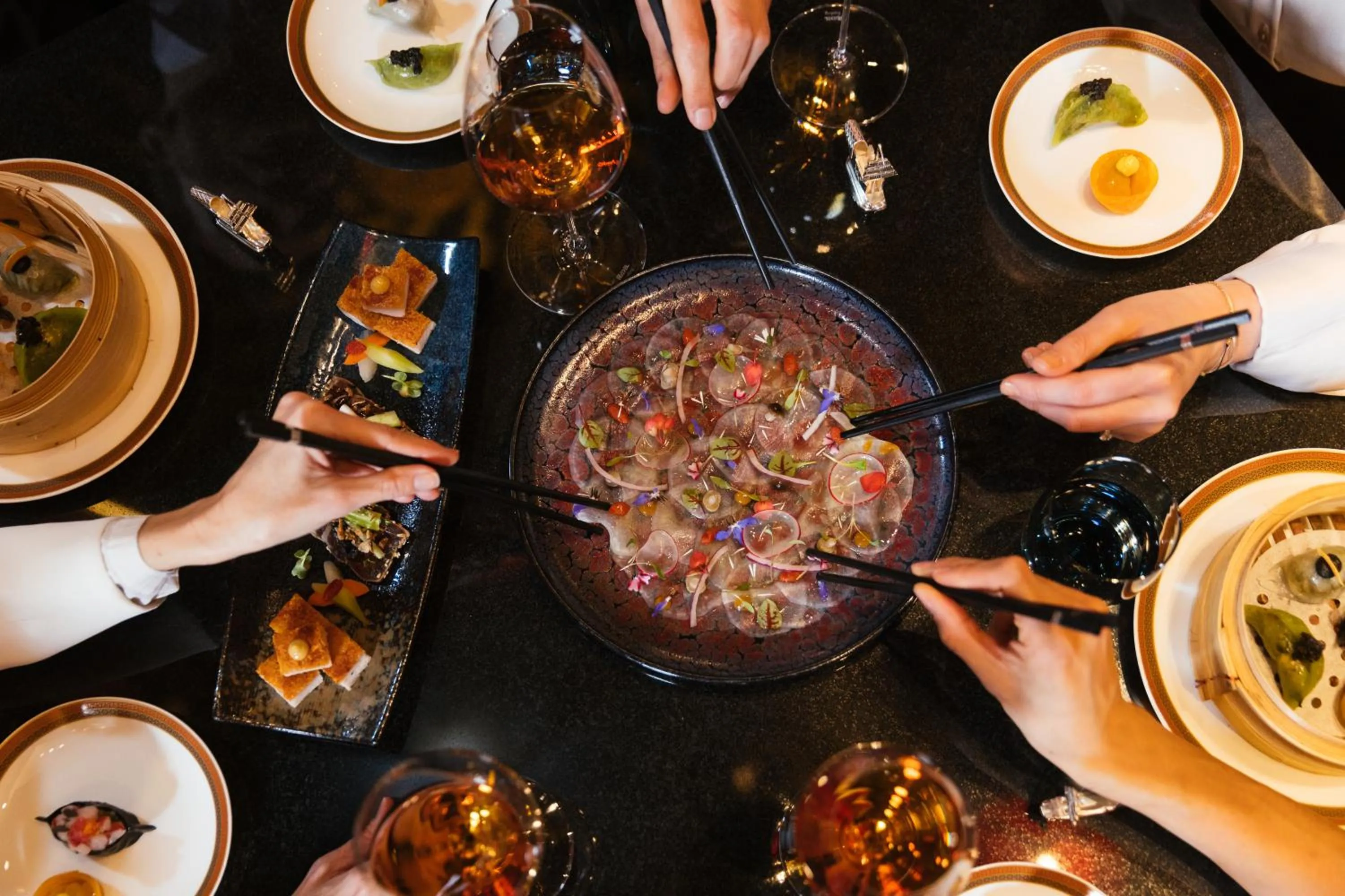 Food and drinks in The Peninsula Paris