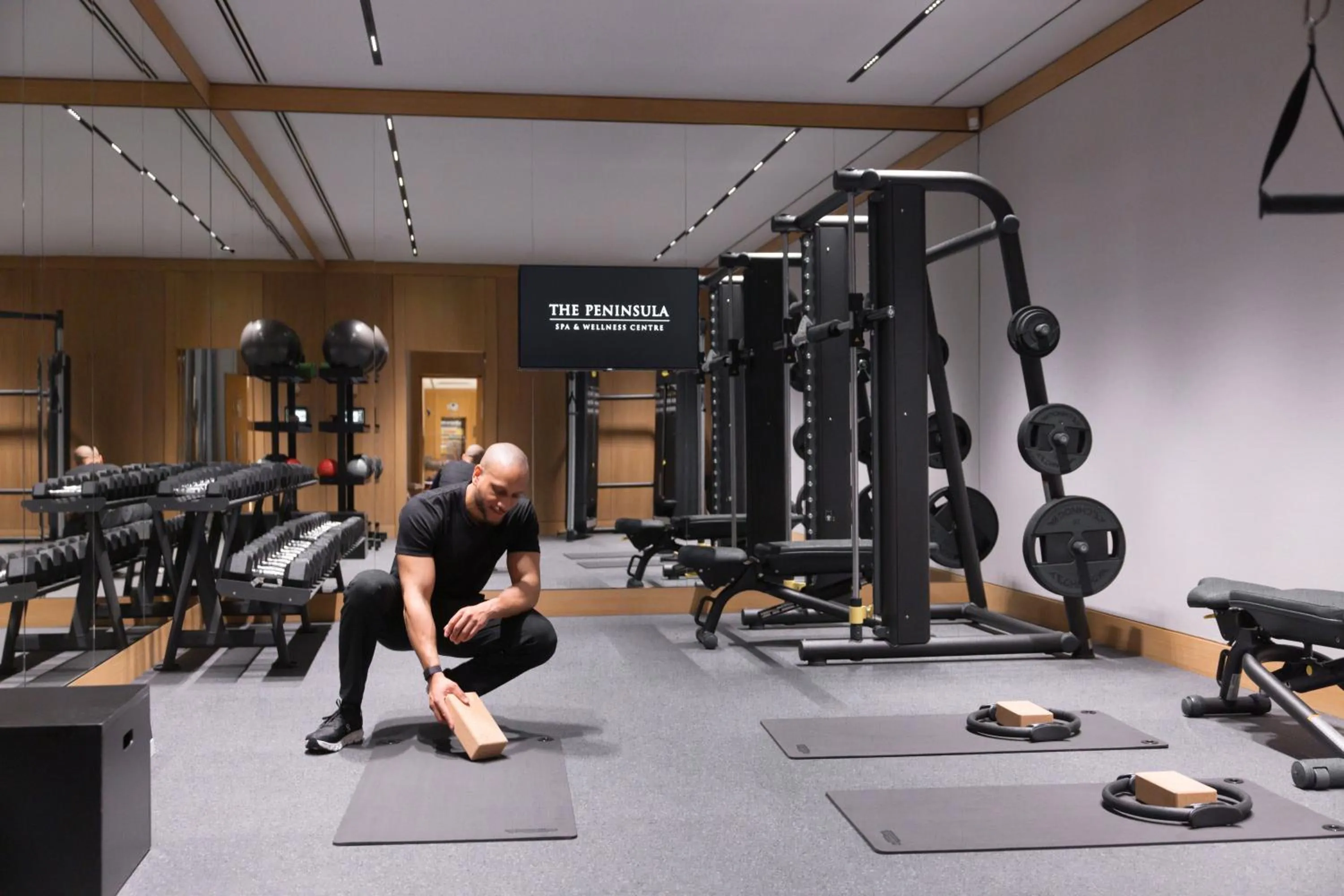 Fitness centre/facilities in The Peninsula Paris