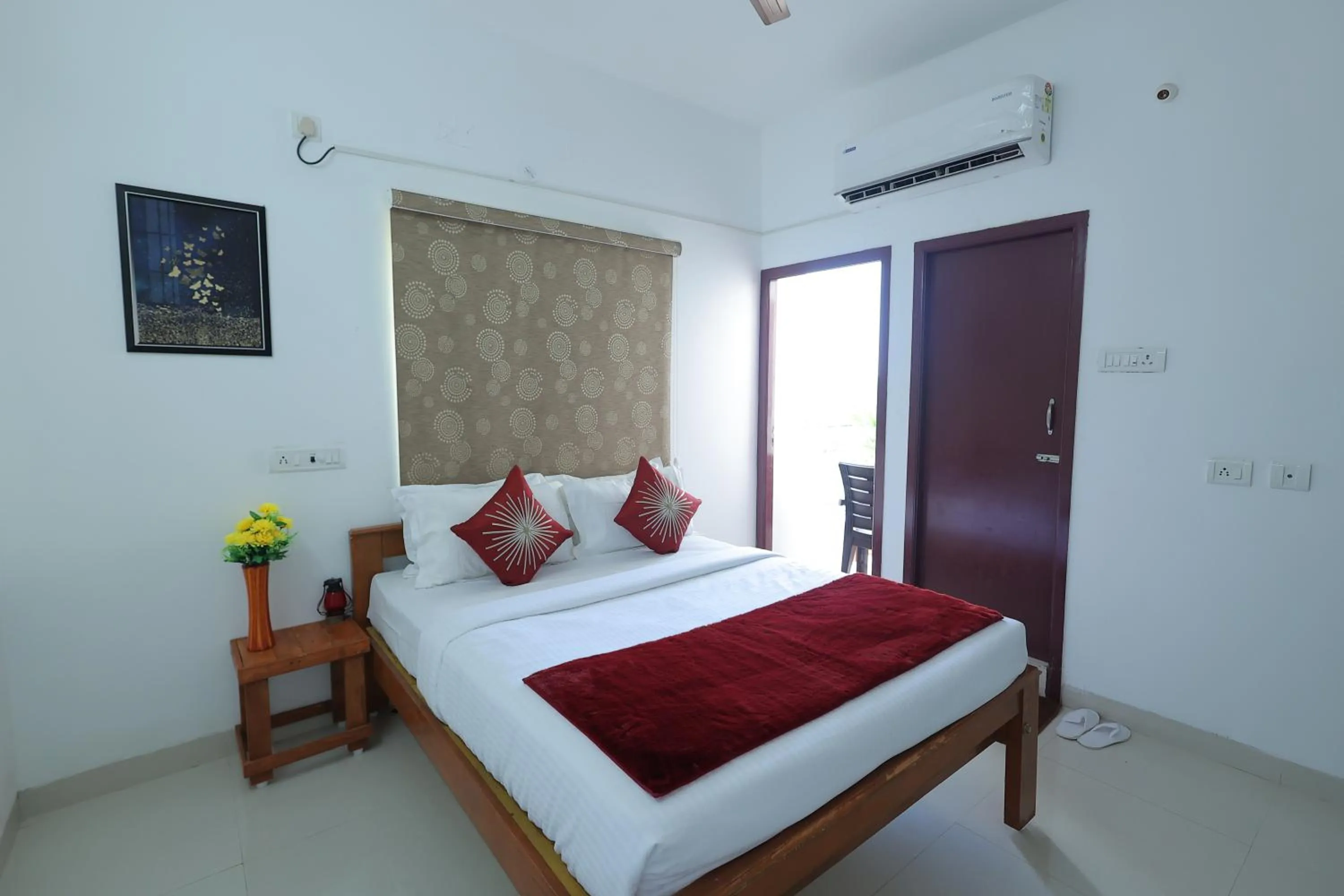 Bed in Royal Beach Service Apartment