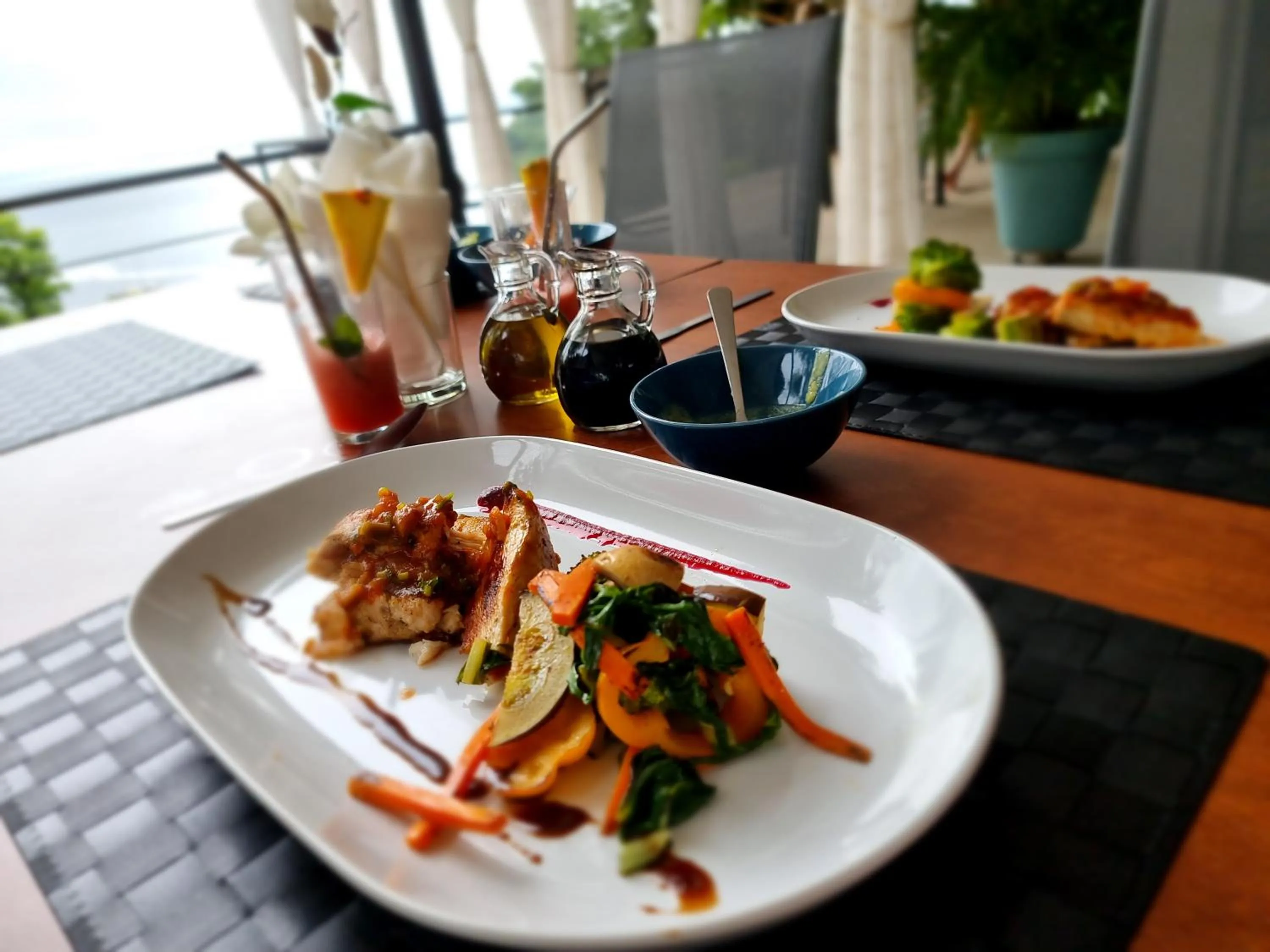 Restaurant/places to eat in Hotel VOS