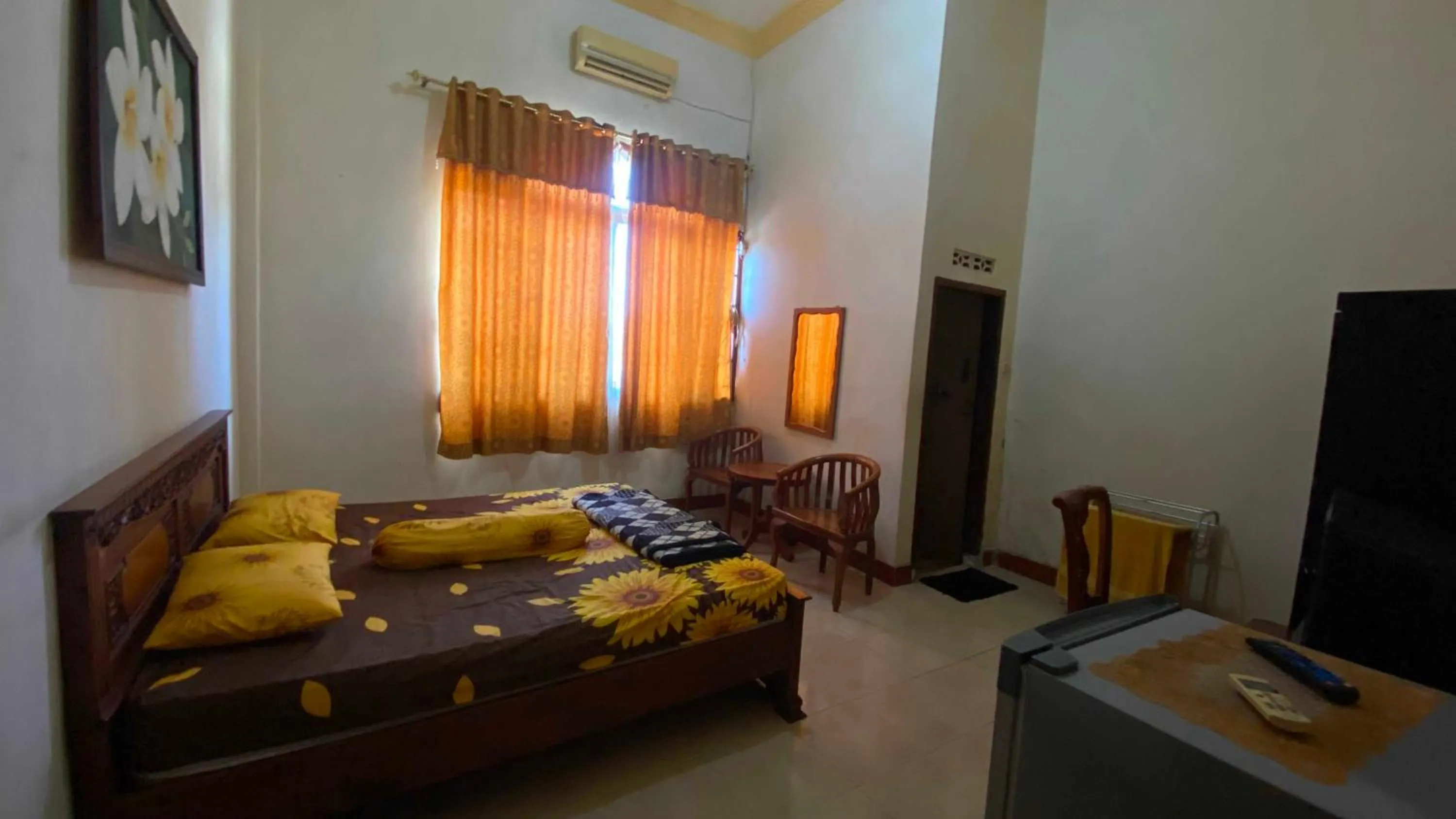 Bedroom, Bed in Hotel O Savira Near Barru