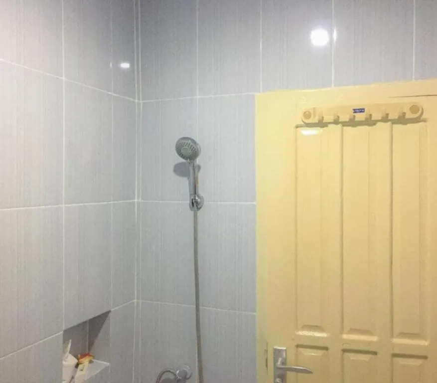 Bathroom in OYO 93169 Bnb Homestay