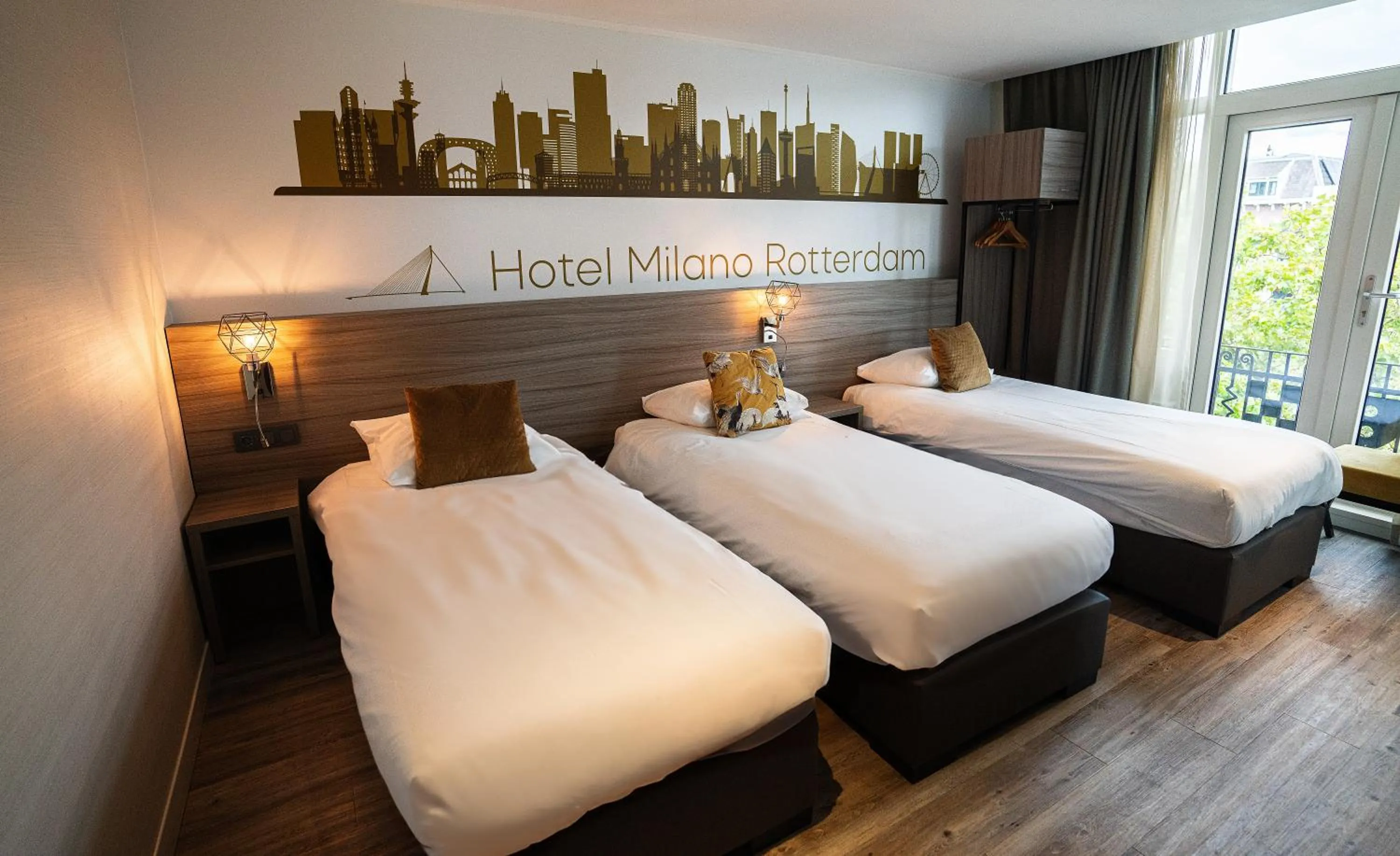 Bed in Boutique Hotel Milano Rotterdam-Centre