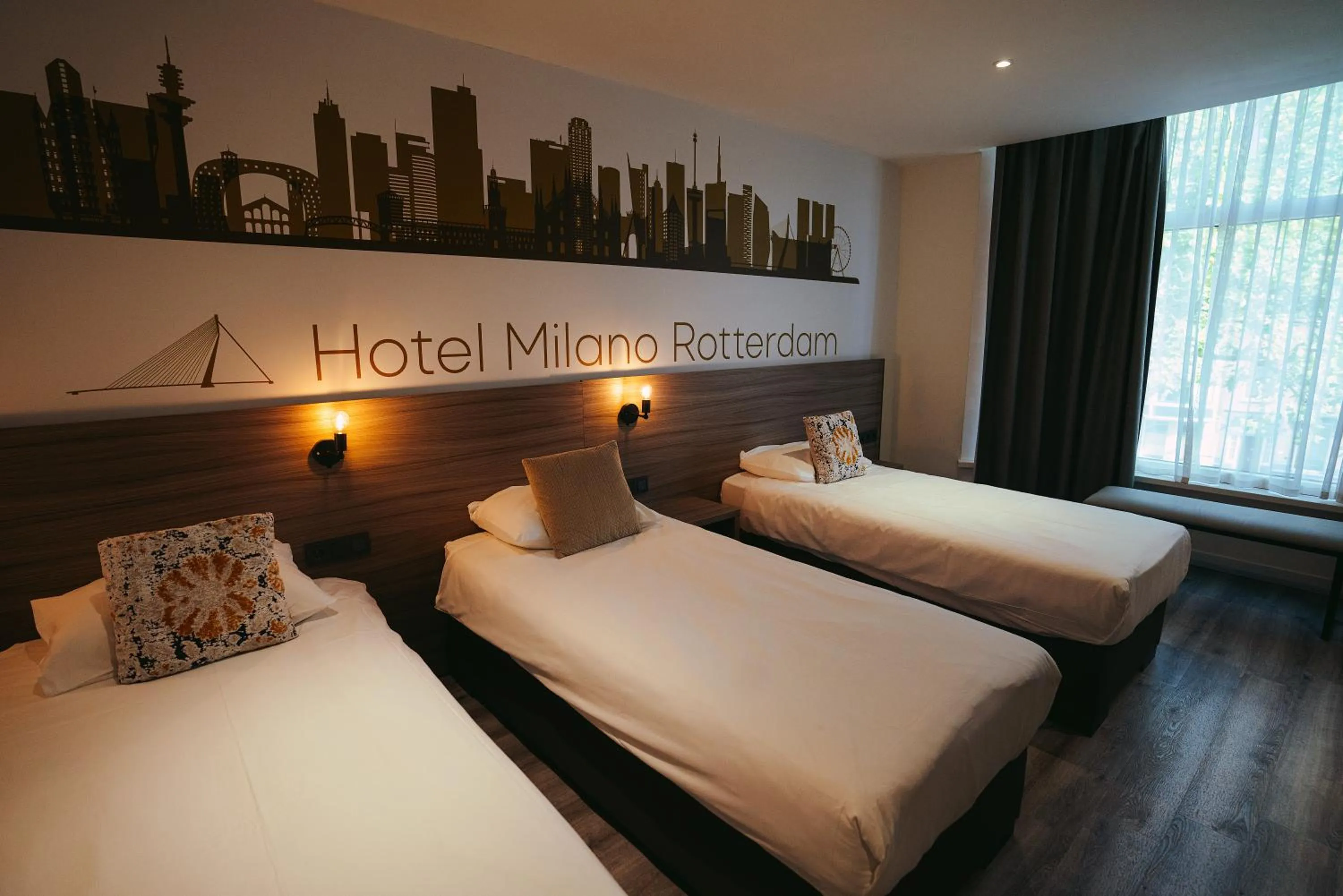 Bed in Boutique Hotel Milano Rotterdam-Centre