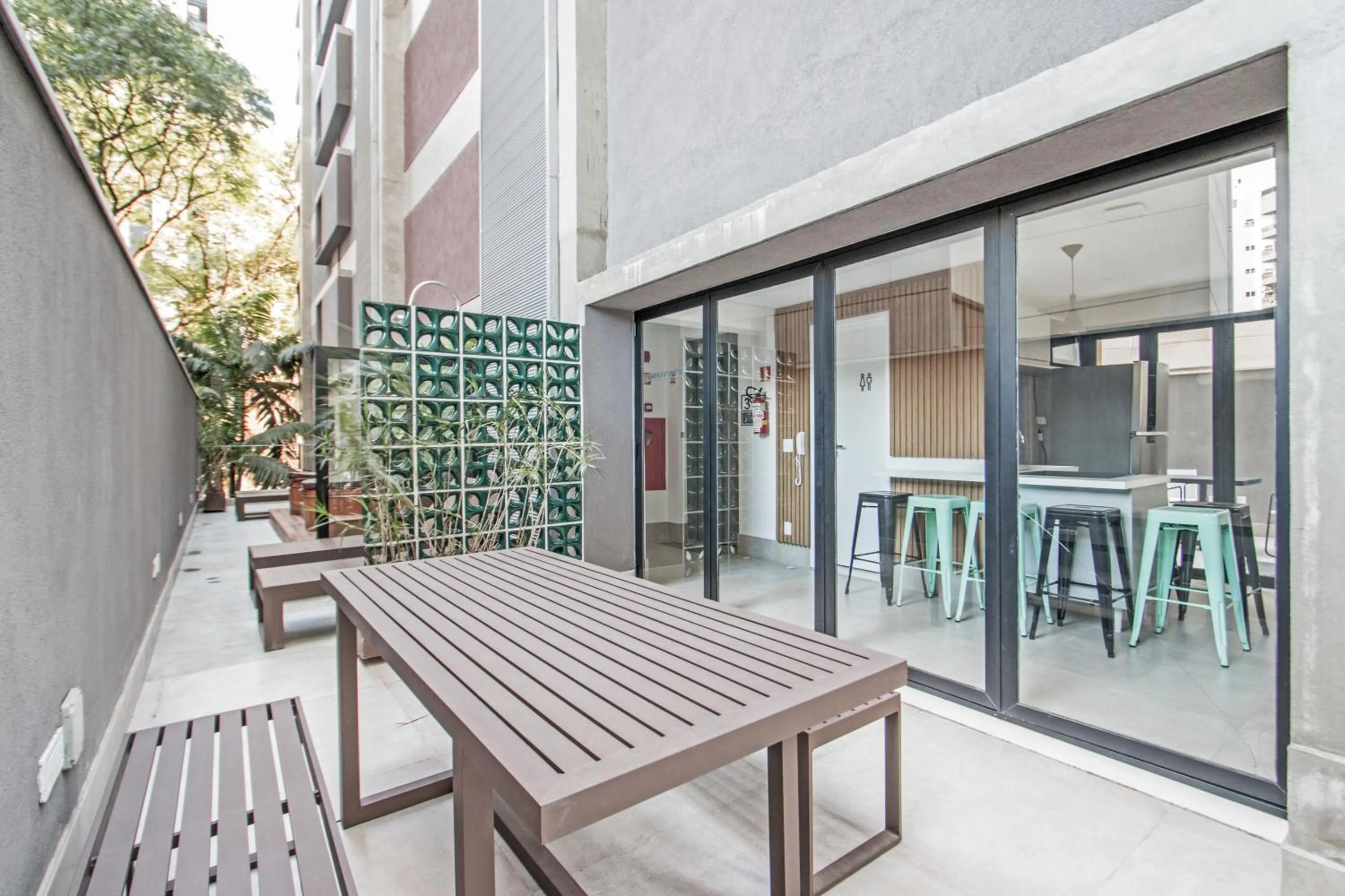 Day in Next Home Design by Viva - Apartamentos em prédio próximo ao Parque do Ibirapuera