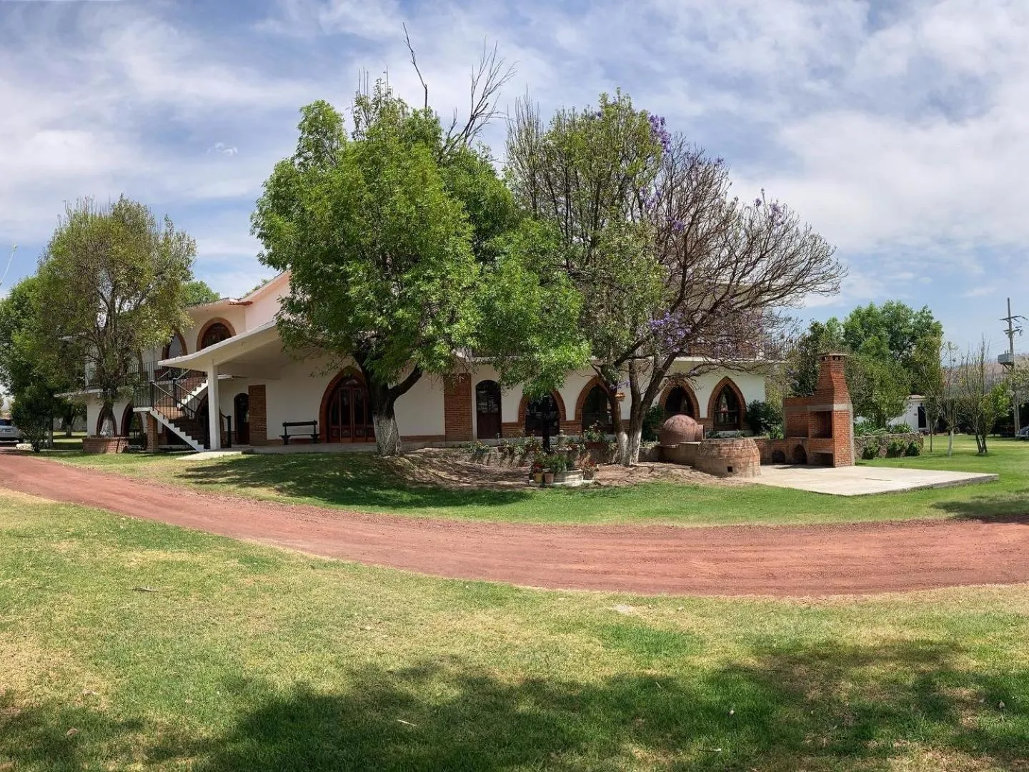 Day in El Monasterio