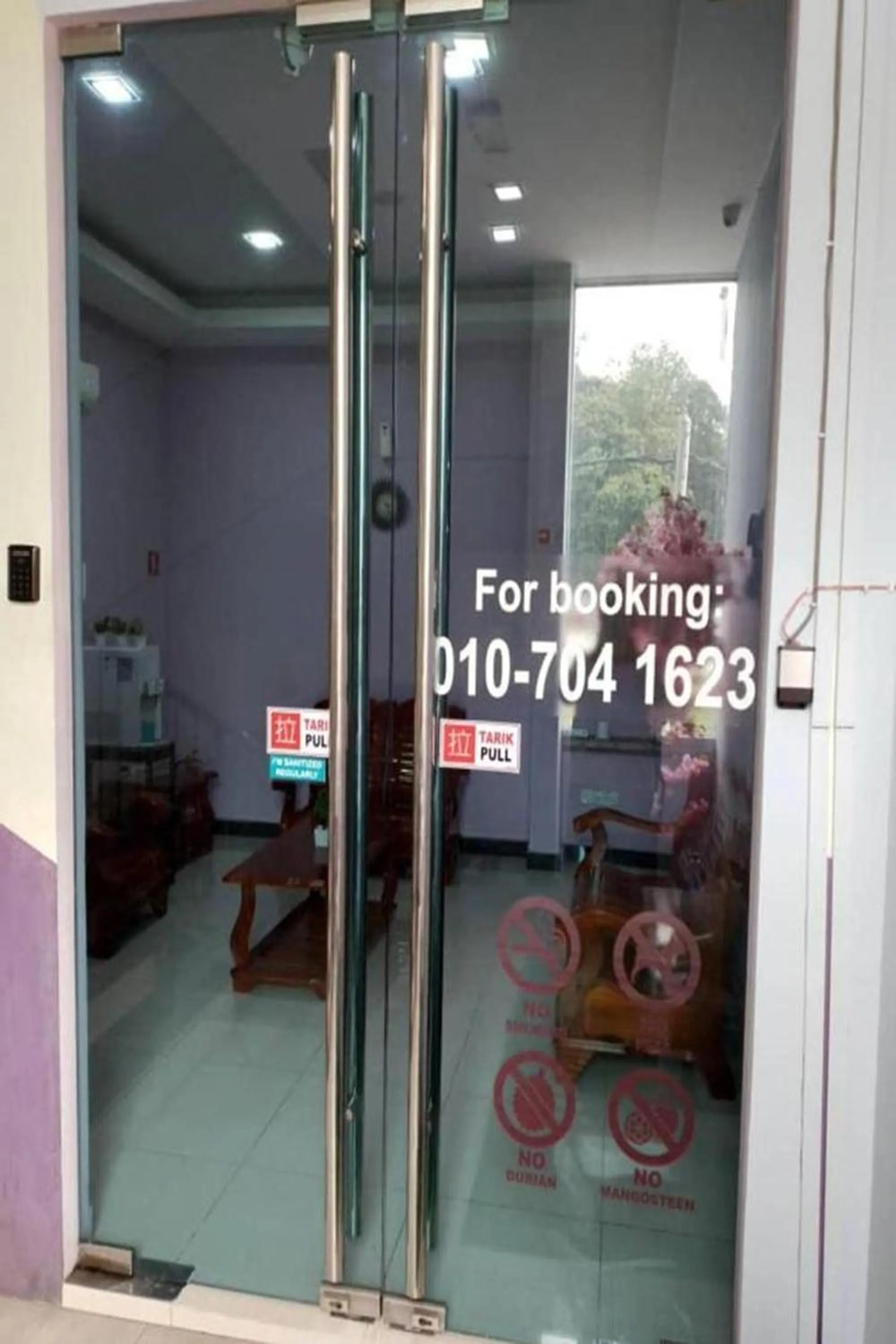 Facade/entrance in ABC Hostel