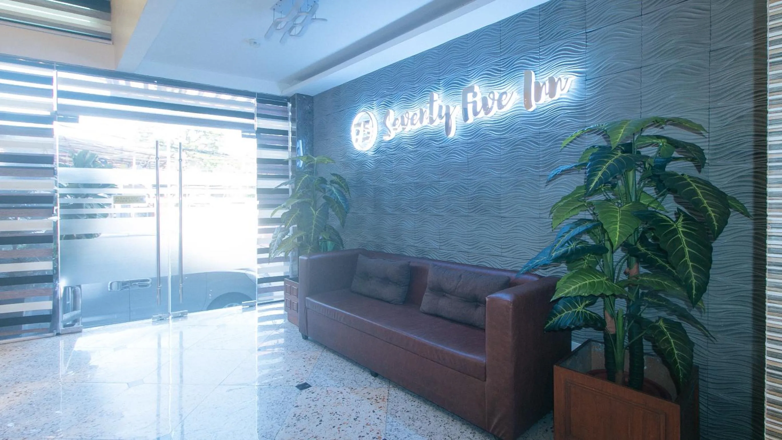 Property building in RedDoorz Plus at Seventy Five Inn Near Manila Airport