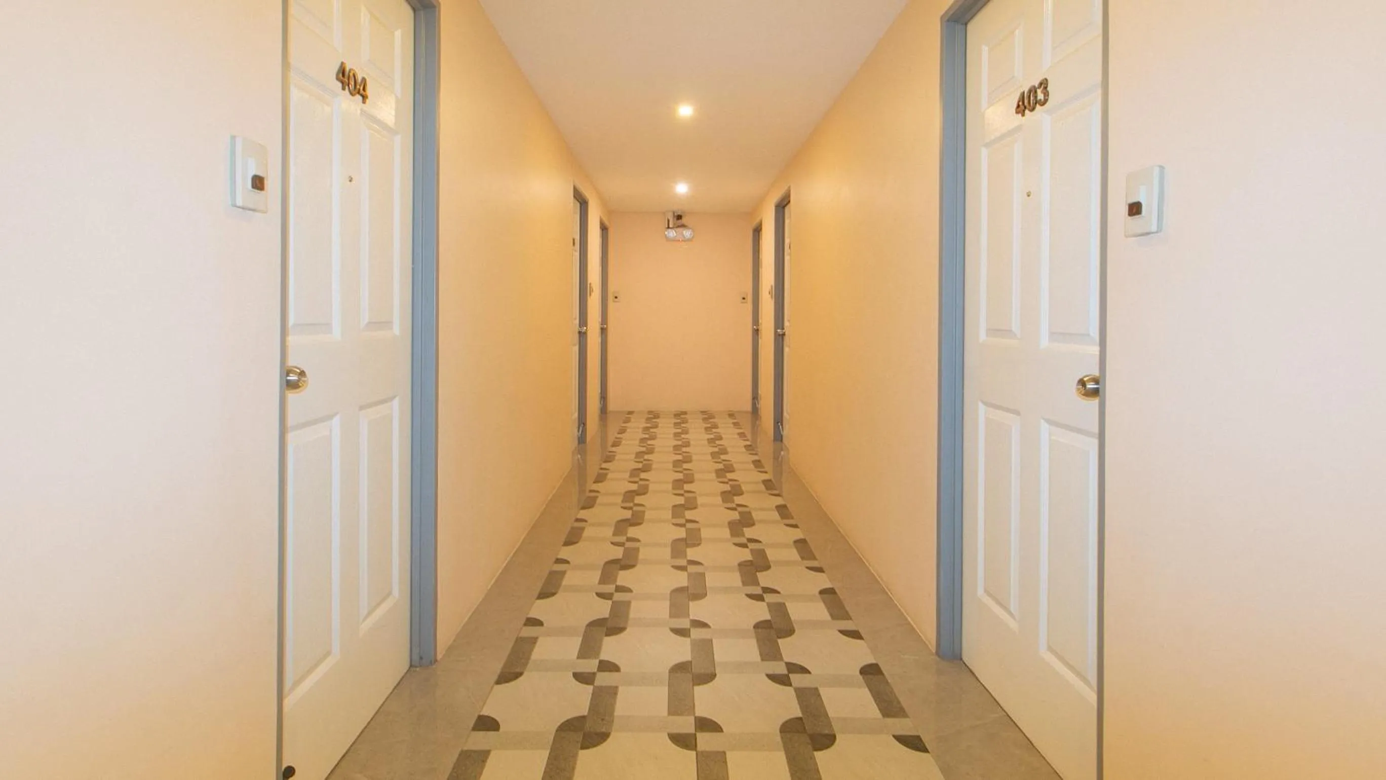 Property building in RedDoorz Plus at Seventy Five Inn Near Manila Airport