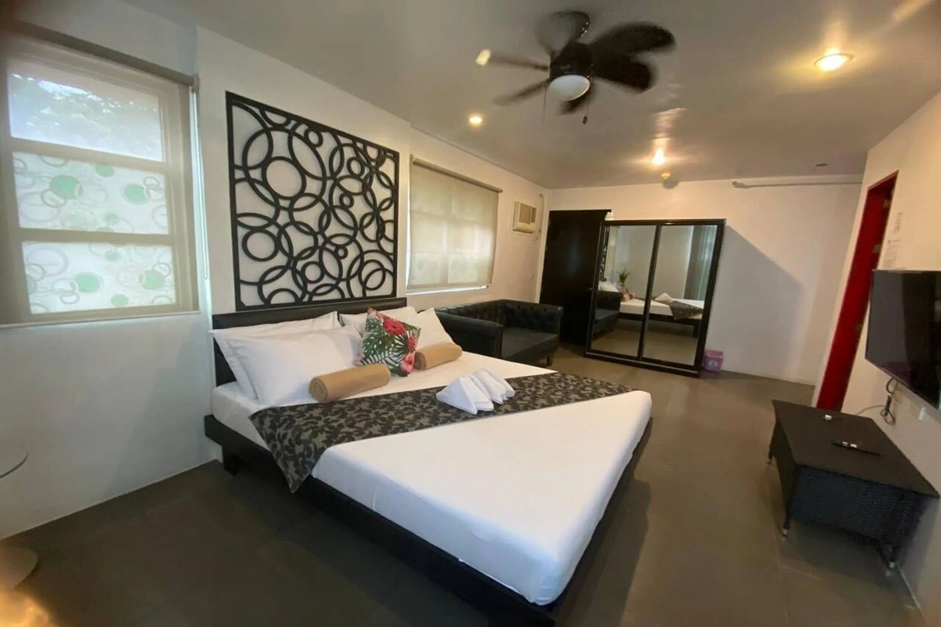 Bed in Micasa Lodge Palawan