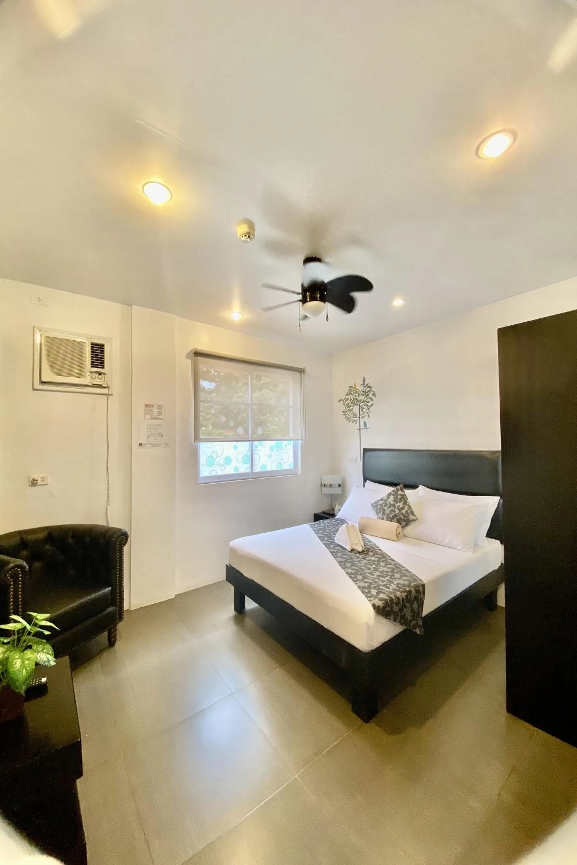 Bed in Micasa Lodge Palawan