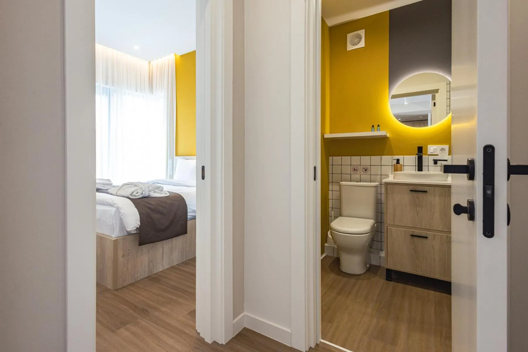 Bathroom, Bed in Apart Hotel Kundzuli