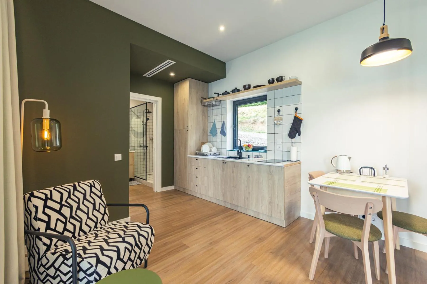 Kitchen or kitchenette in Apart Hotel Kundzuli