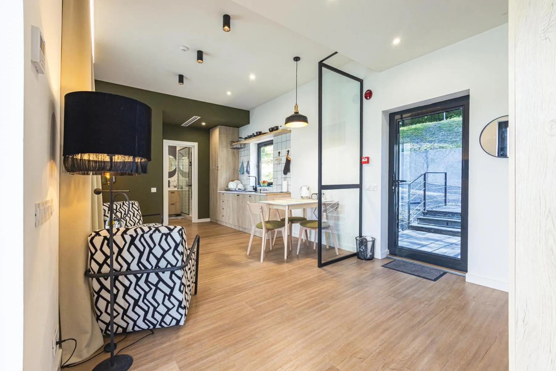 Kitchen or kitchenette in Apart Hotel Kundzuli