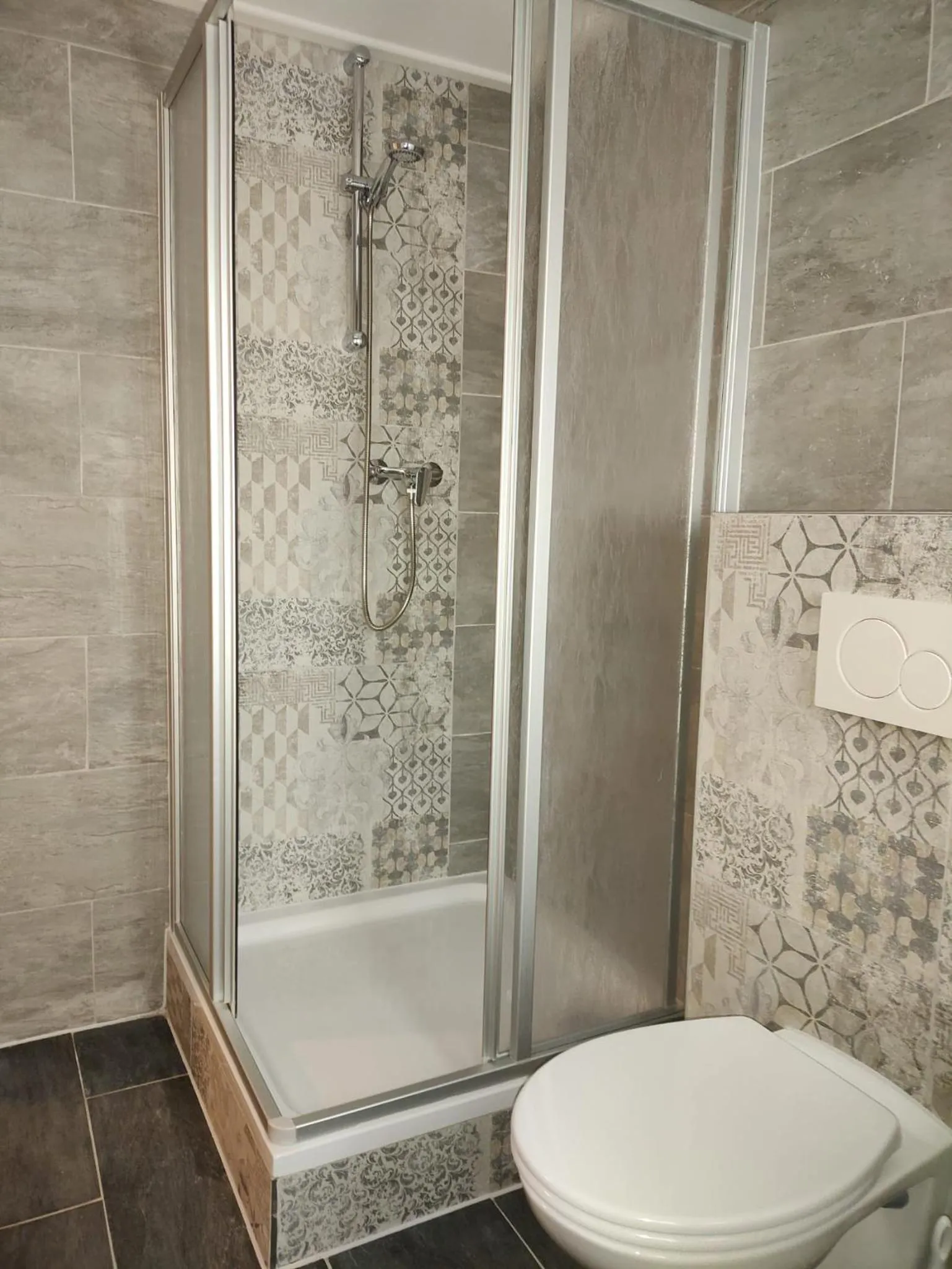 Shower in Hotel Garni Forsthaus Ruhpolding