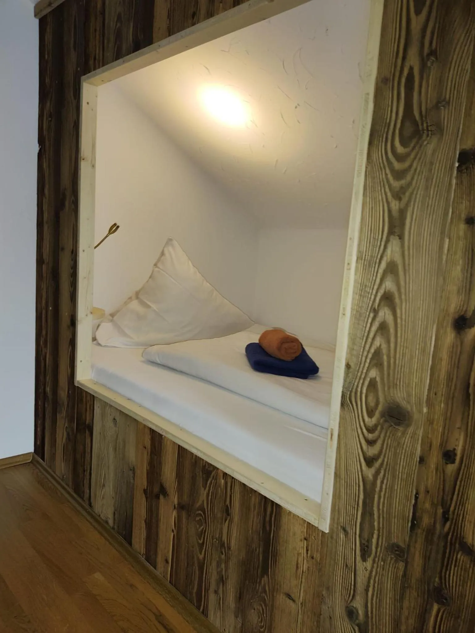 Bedroom, Bed in Hotel Garni Forsthaus Ruhpolding