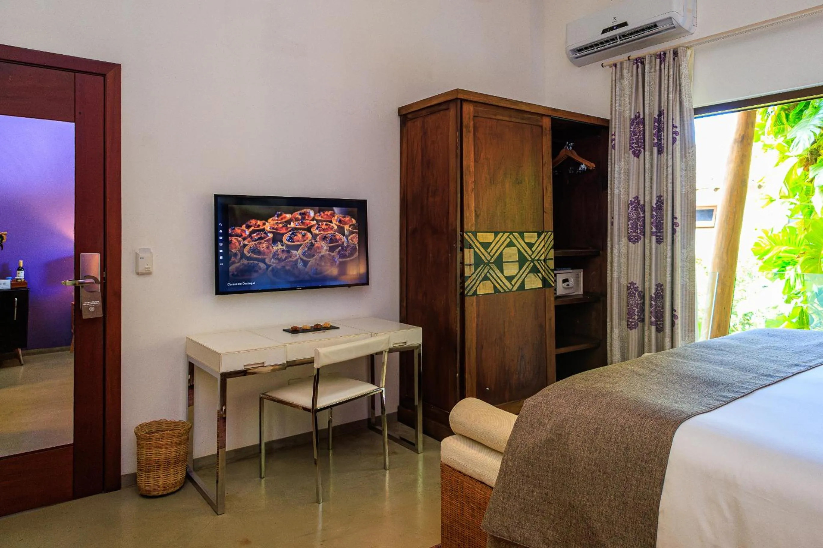 TV and multimedia, Bed in Campo Bahia Hotel Villas Spa