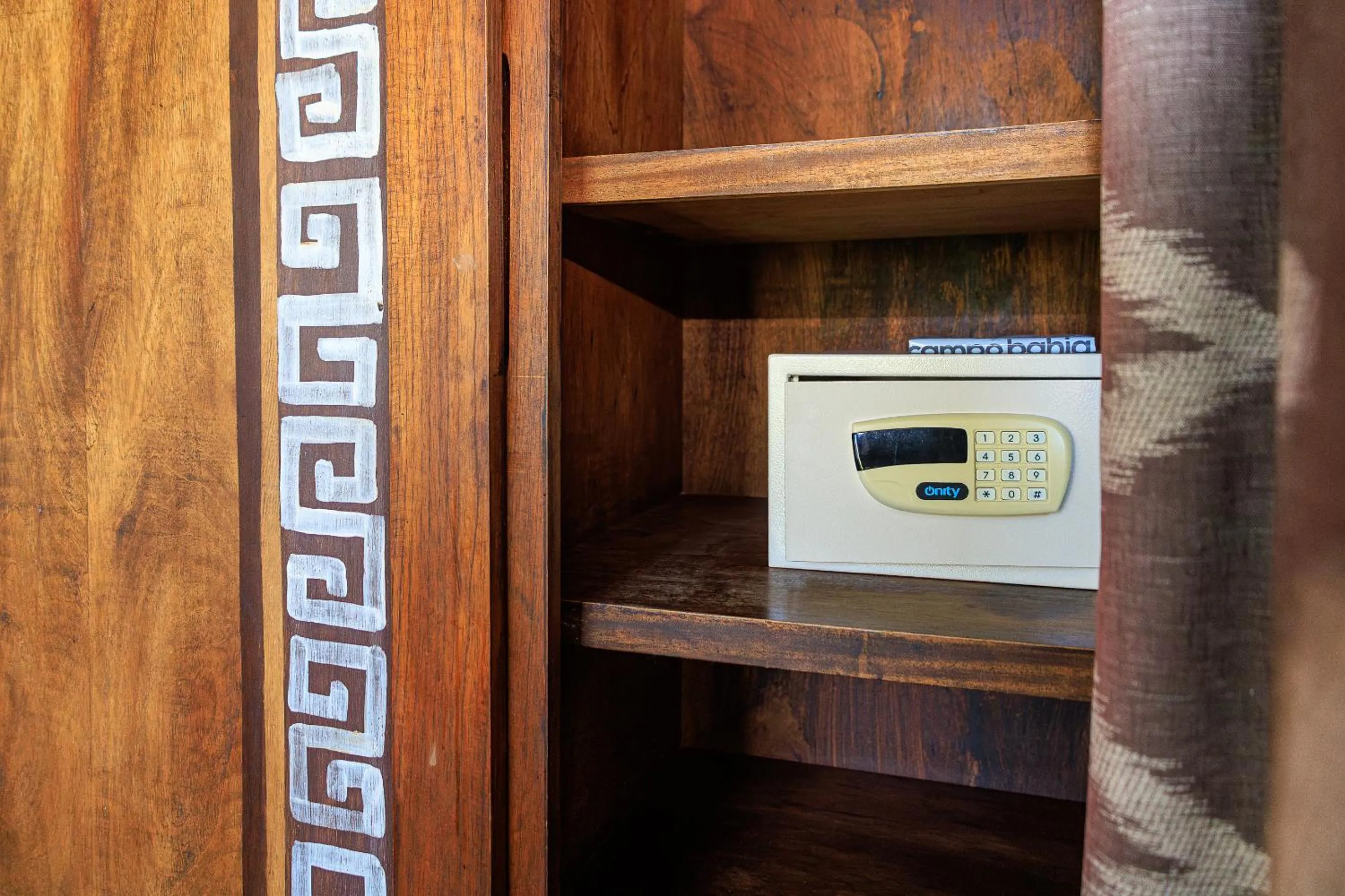 safe in Campo Bahia Hotel Villas Spa