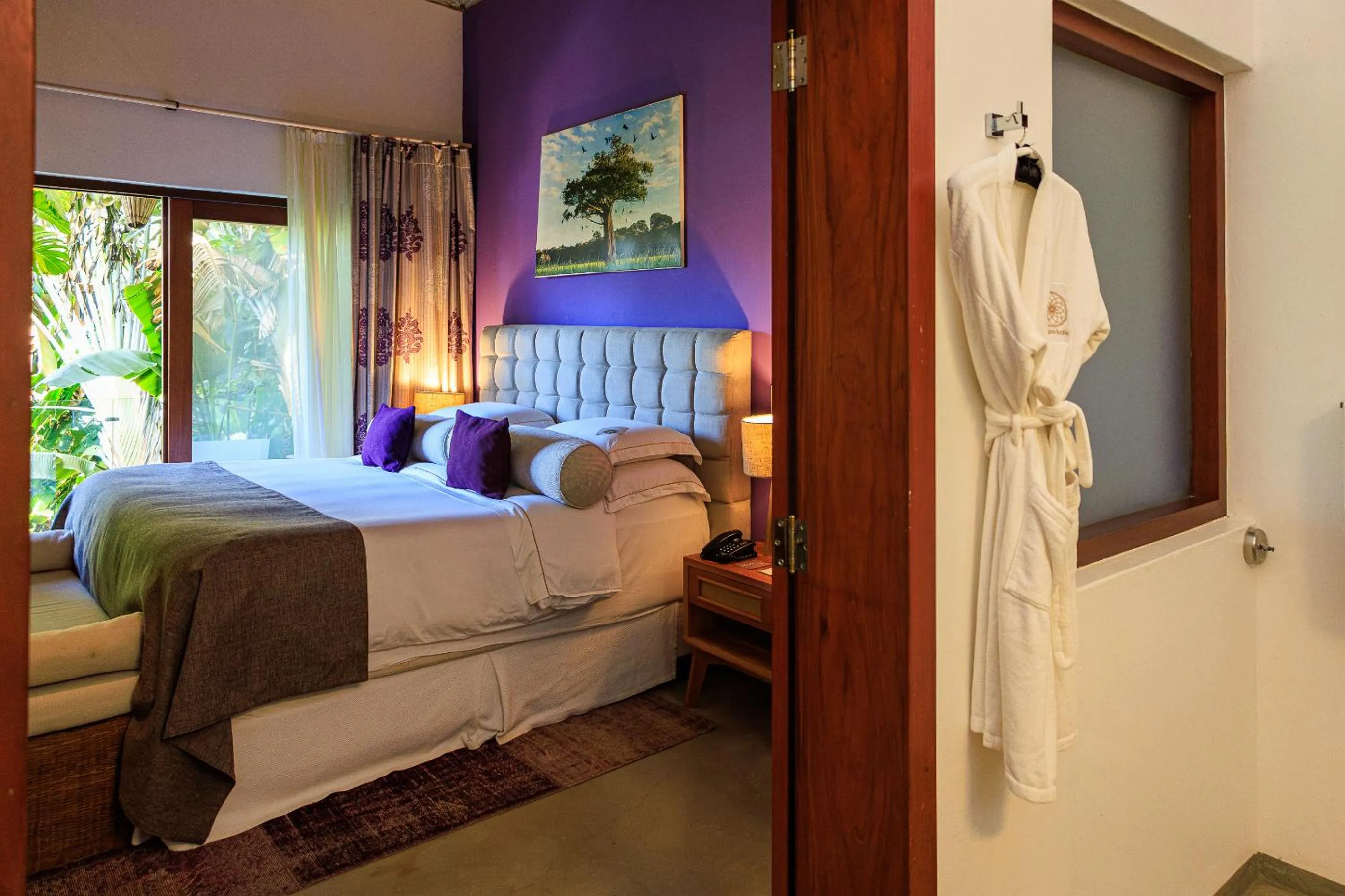 Photo of the whole room, Bed in Campo Bahia Hotel Villas Spa