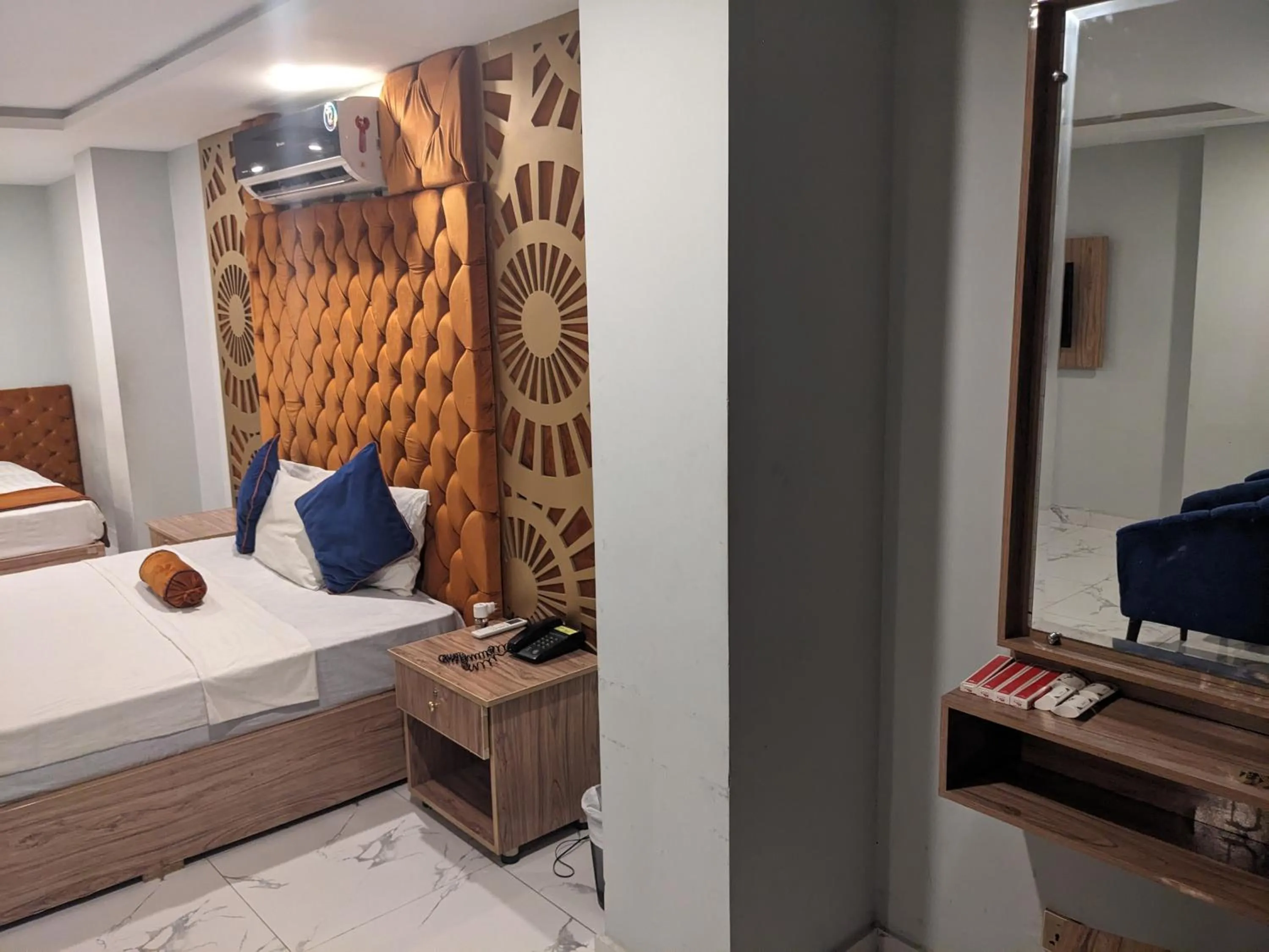 Bedroom, Bed in Nuva Hotel