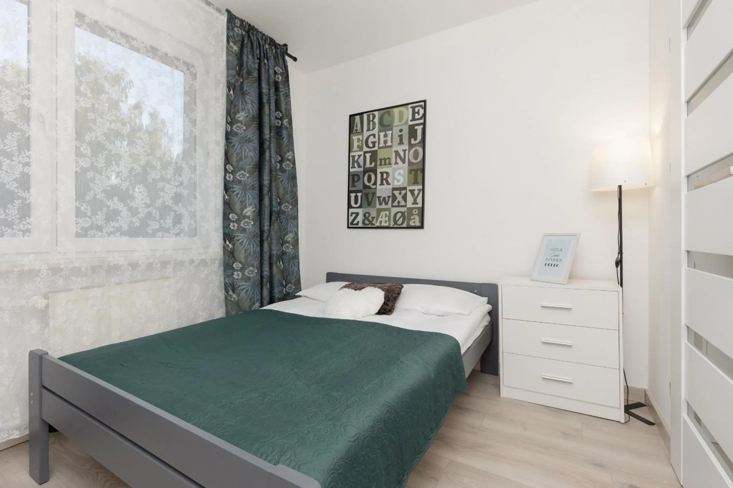 Bed in Kopcińskiego Bright & Spacious Apartment Warsaw Ursynów by Noclegi Renters