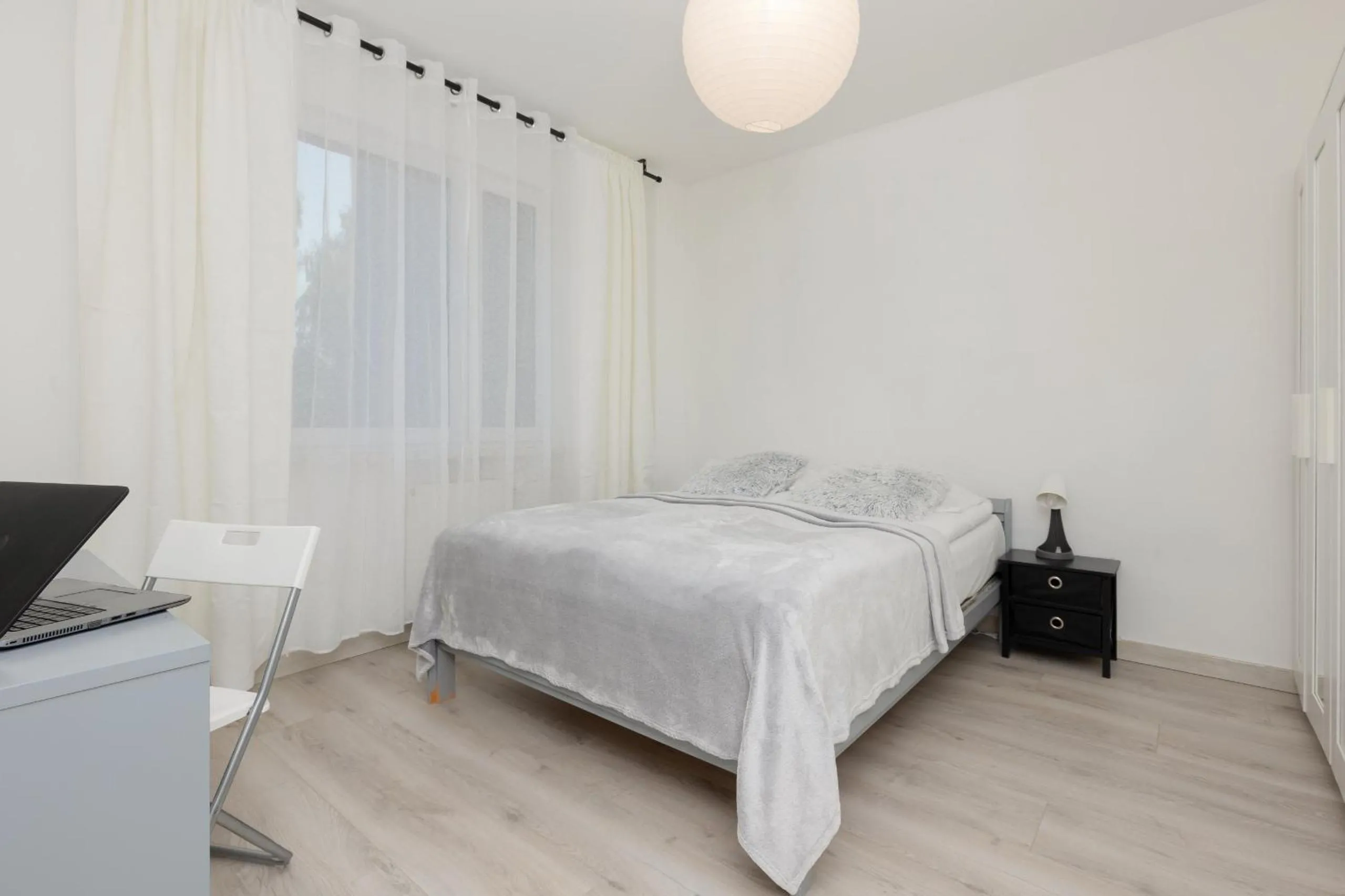 Bed in Kopcińskiego Bright & Spacious Apartment Warsaw Ursynów by Noclegi Renters