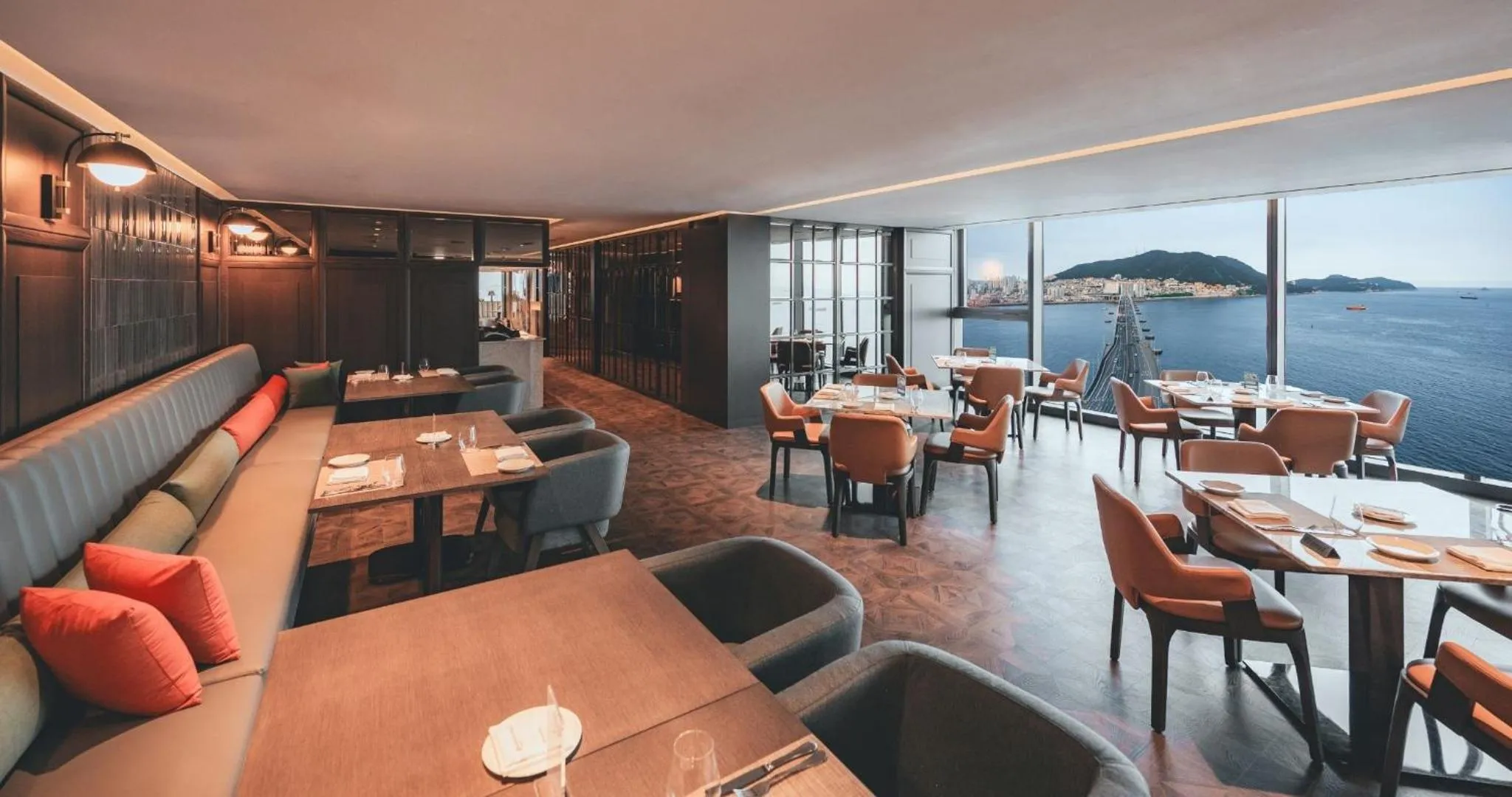 Restaurant/places to eat in Wyndham Grand Busan