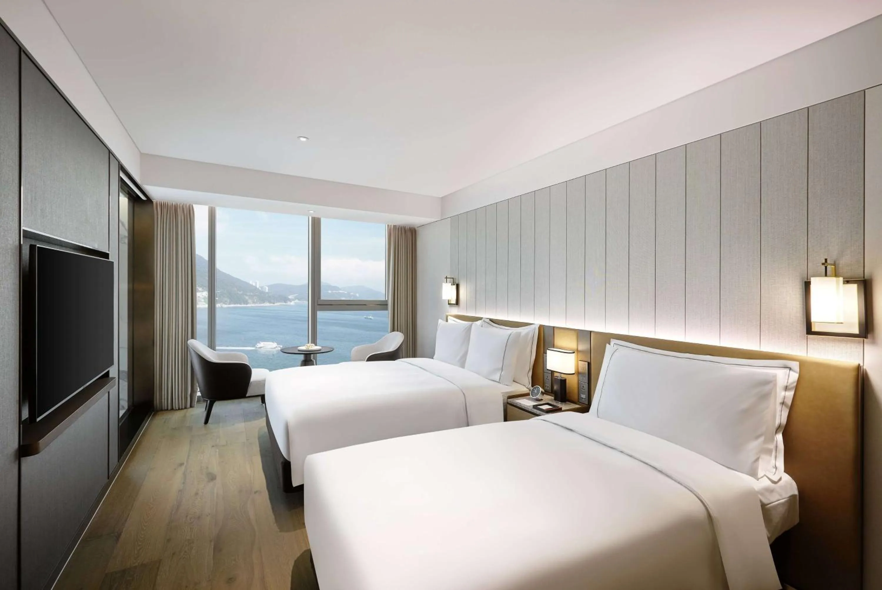 Photo of the whole room, Bed in Wyndham Grand Busan