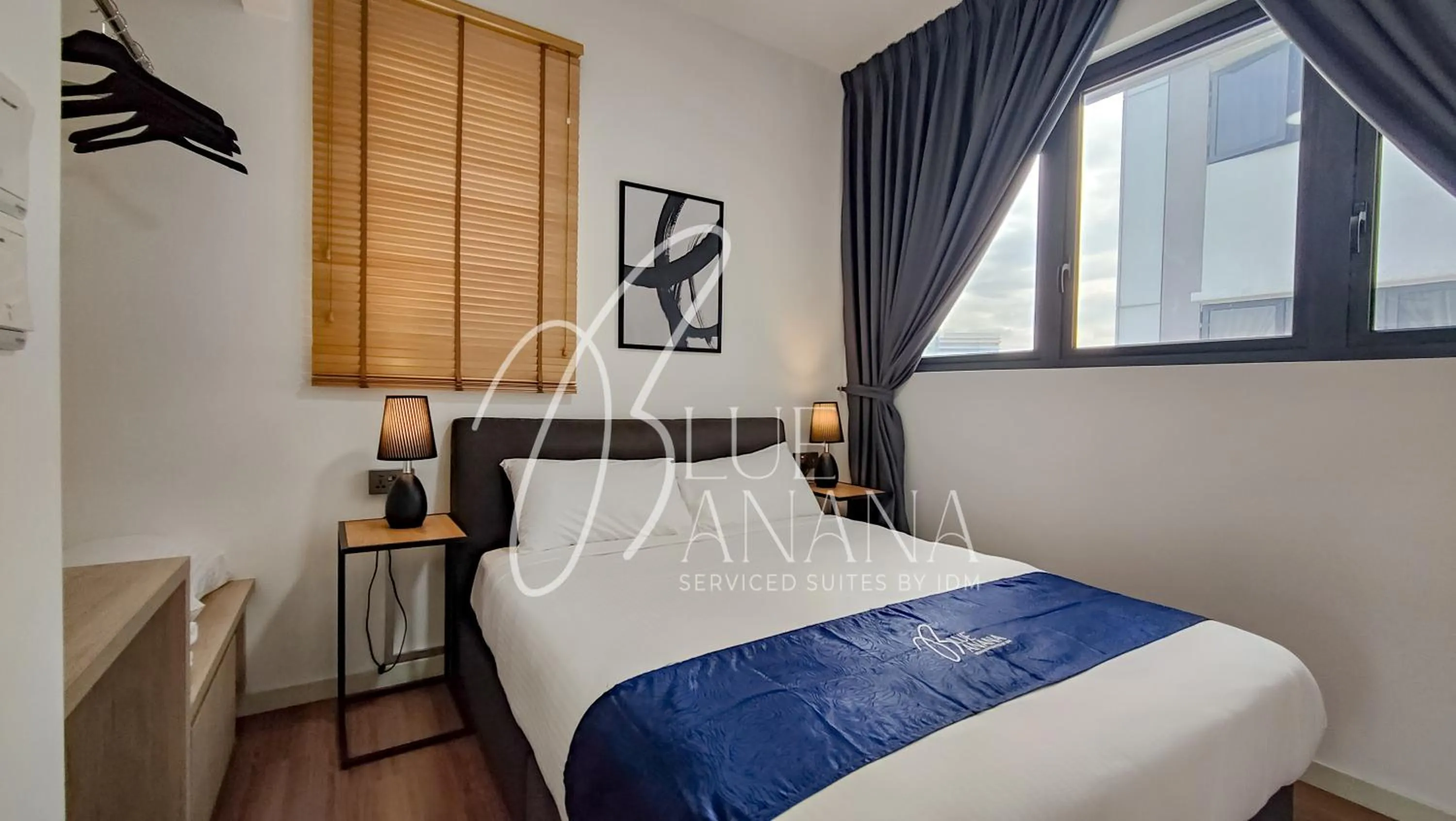 Bed in M Vertica Premier Suites by BlueBanana