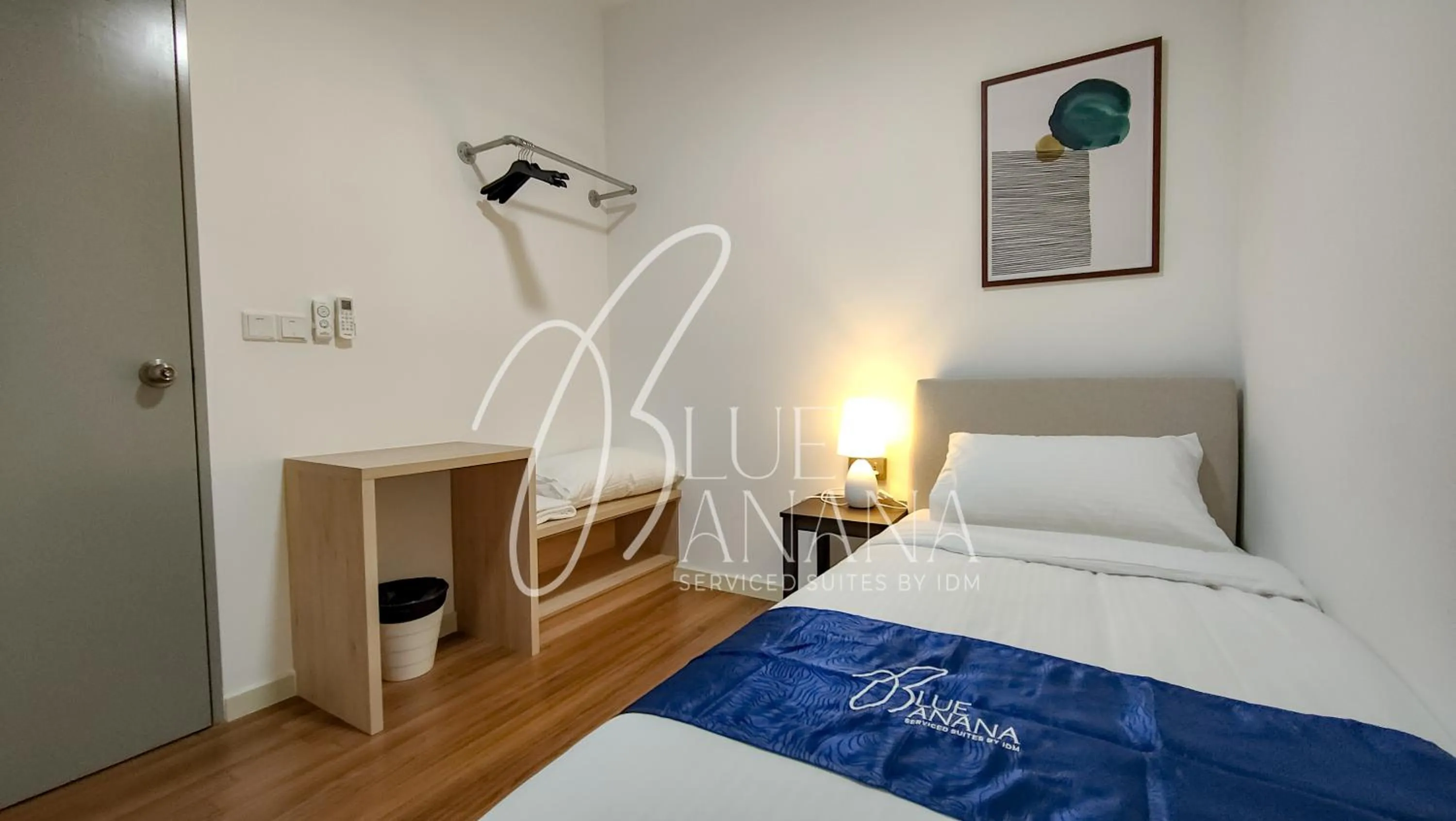 Bed in M Vertica Premier Suites by BlueBanana