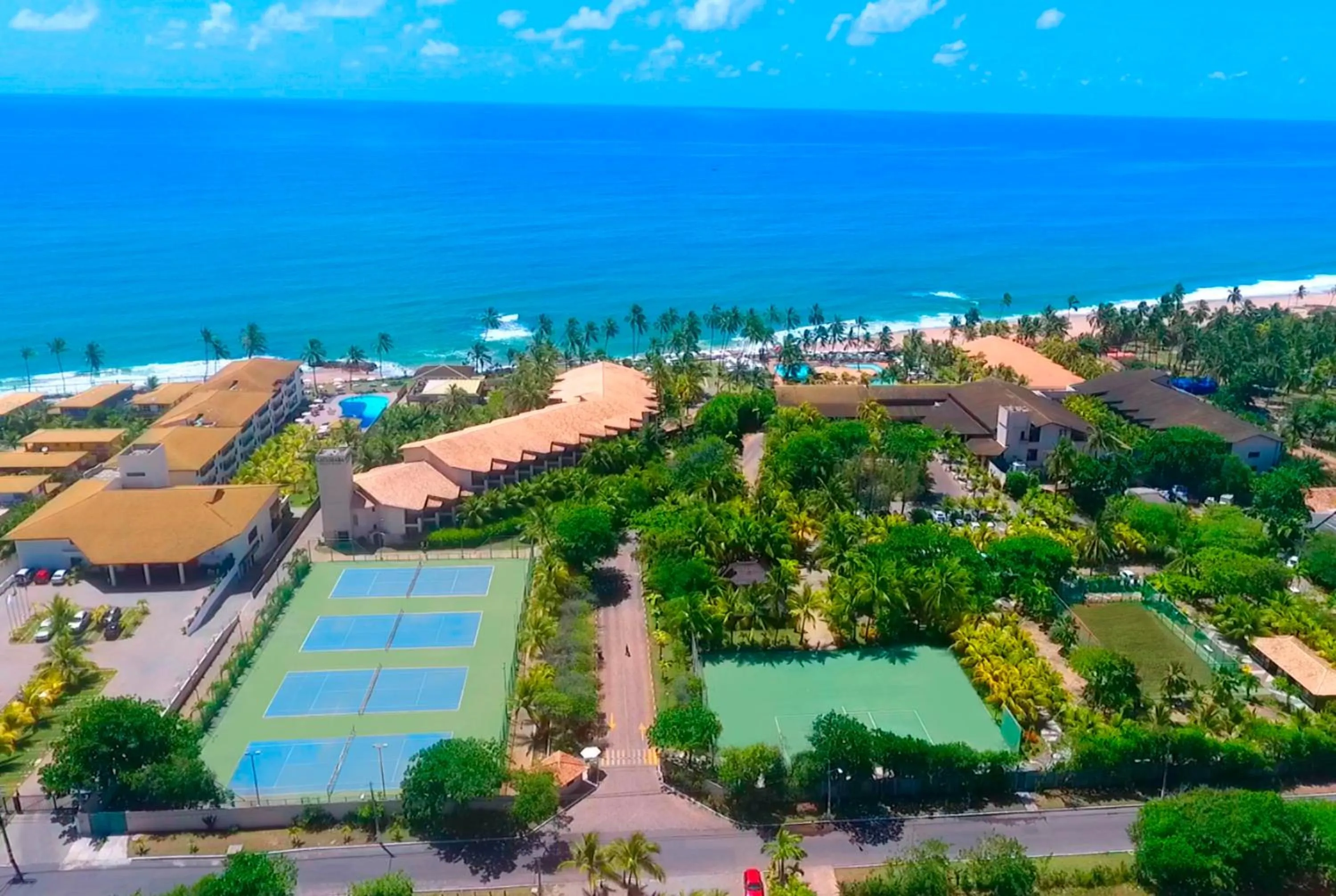 Tennis court in Catussaba Suítes Resort