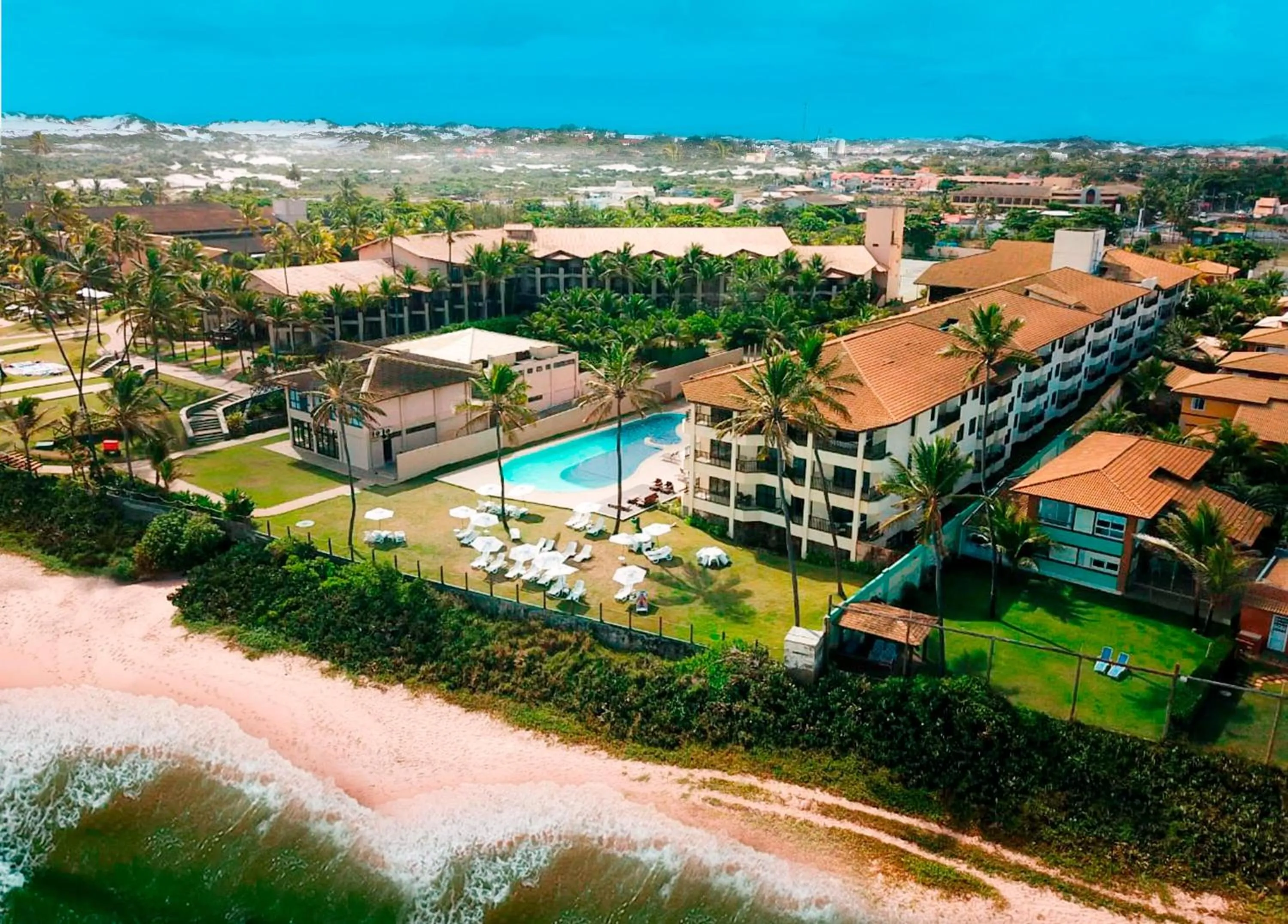 Property building in Catussaba Suítes Resort