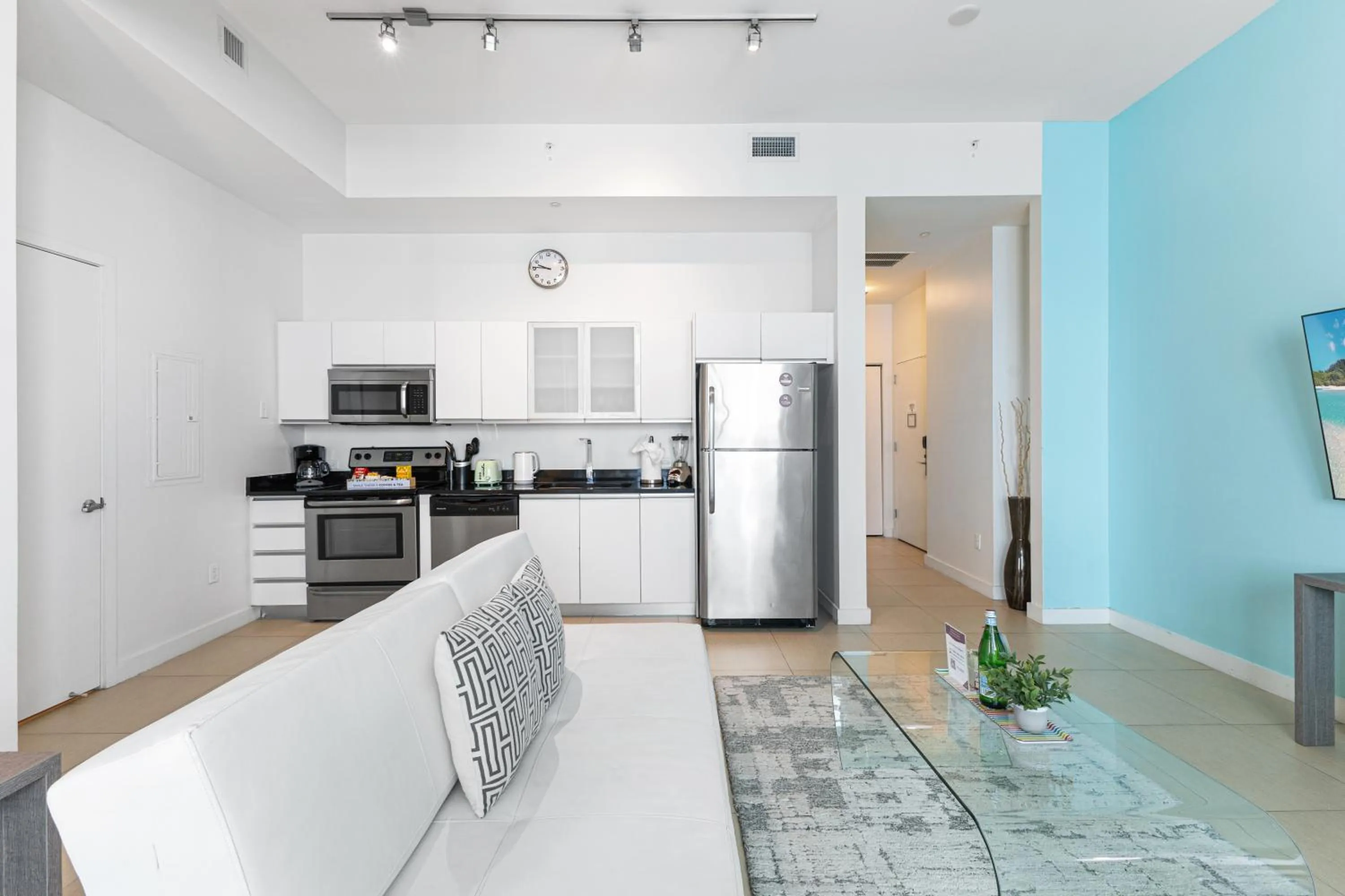 Living room in Dharma Home Suites Miami Beach at Monte Carlo