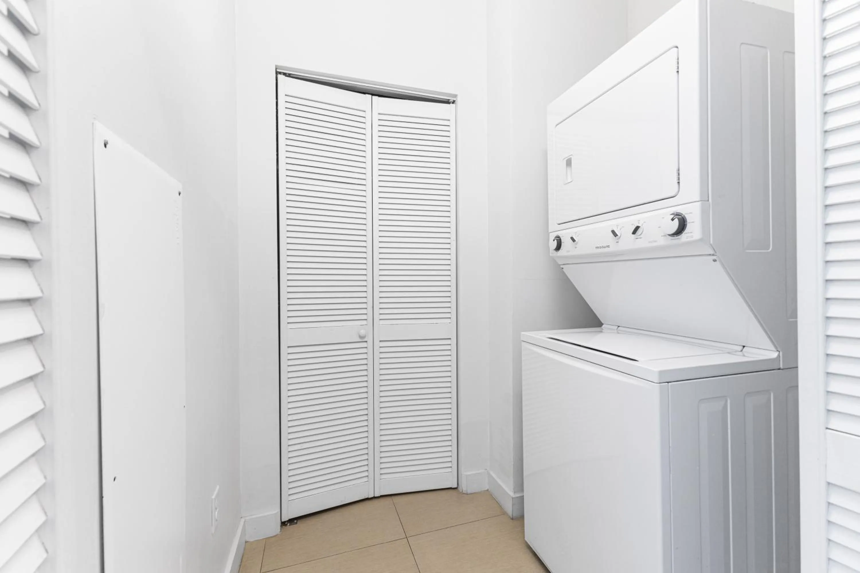 storage in Dharma Home Suites Miami Beach at Monte Carlo