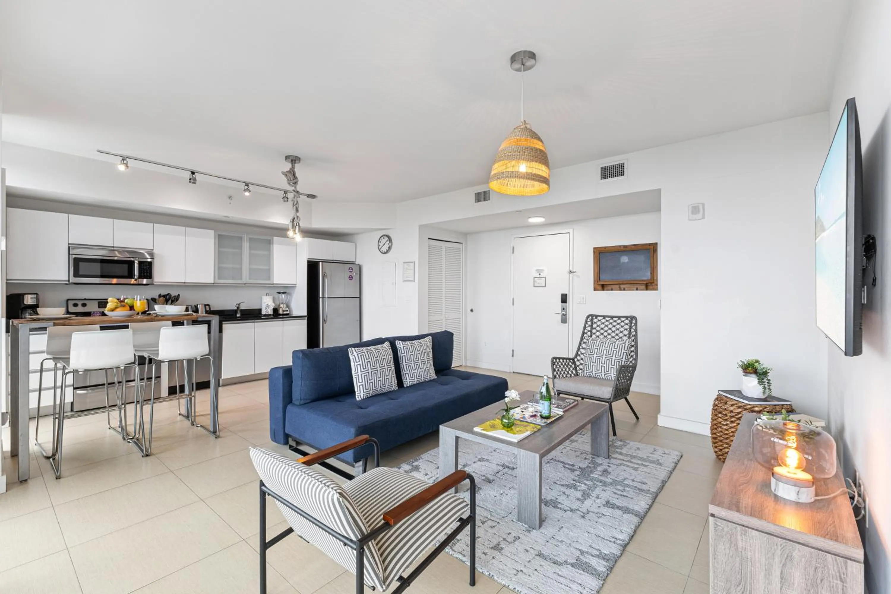 Living room in Dharma Home Suites Miami Beach at Monte Carlo