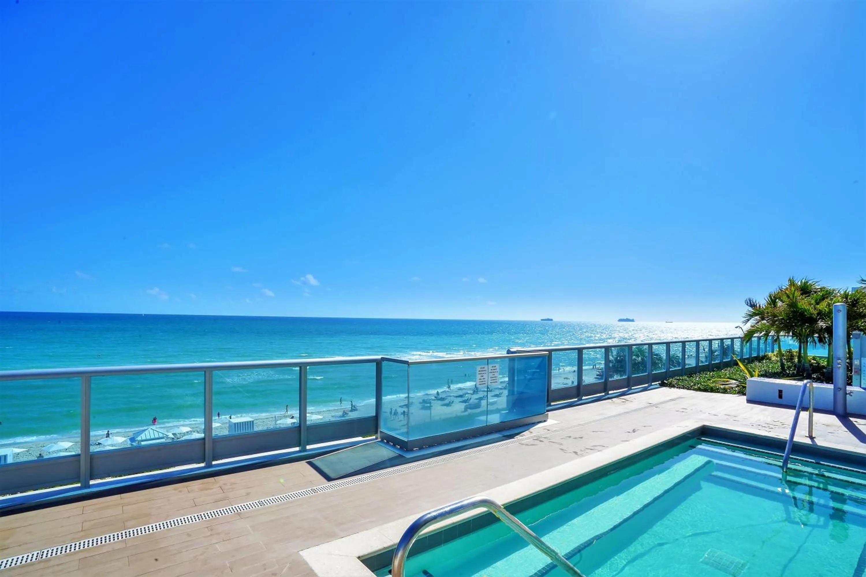 Sea view in Dharma Home Suites Miami Beach at Monte Carlo