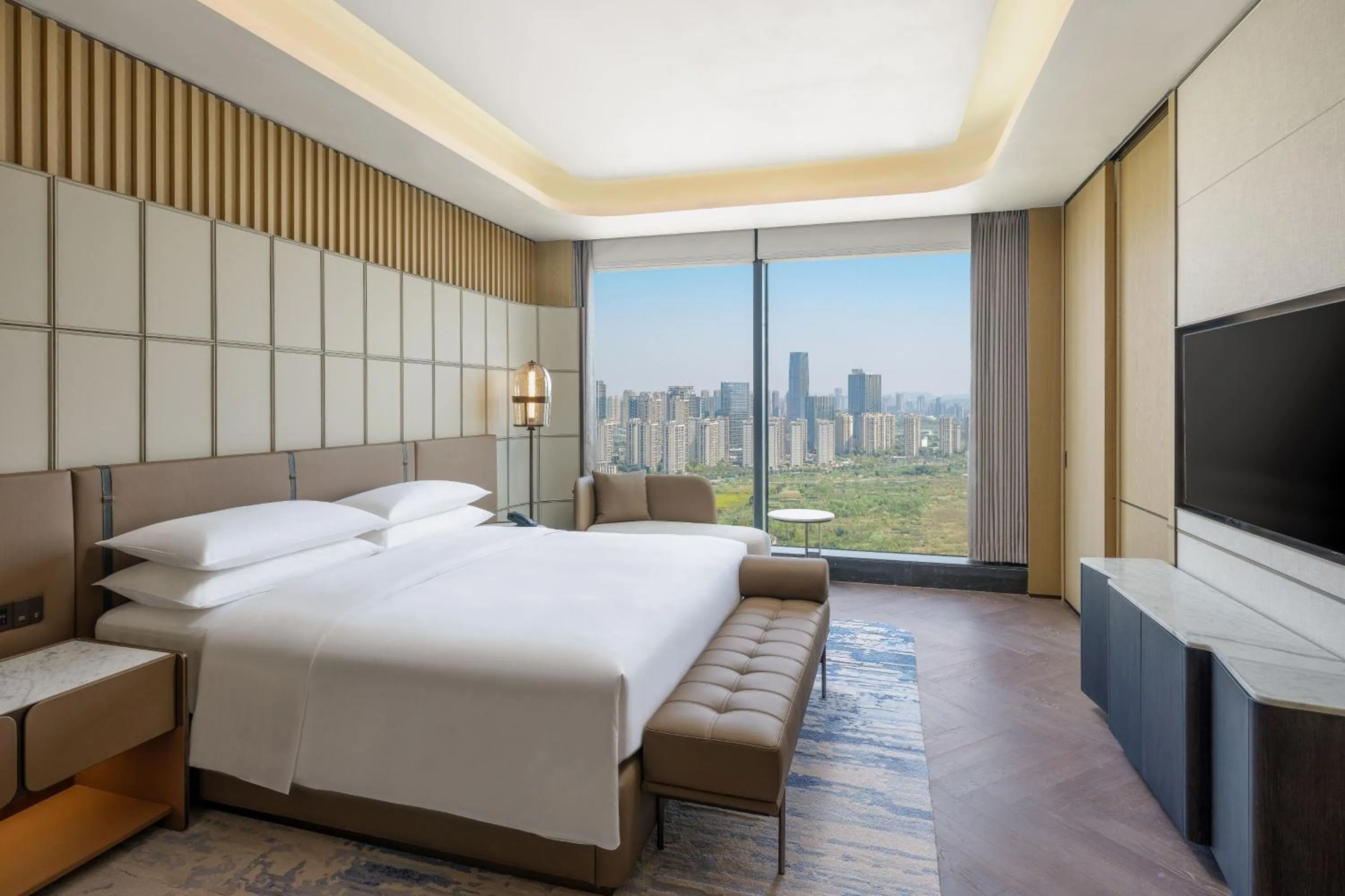 Photo of the whole room, Bed in Shaoxing Marriott Hotel Shangyu
