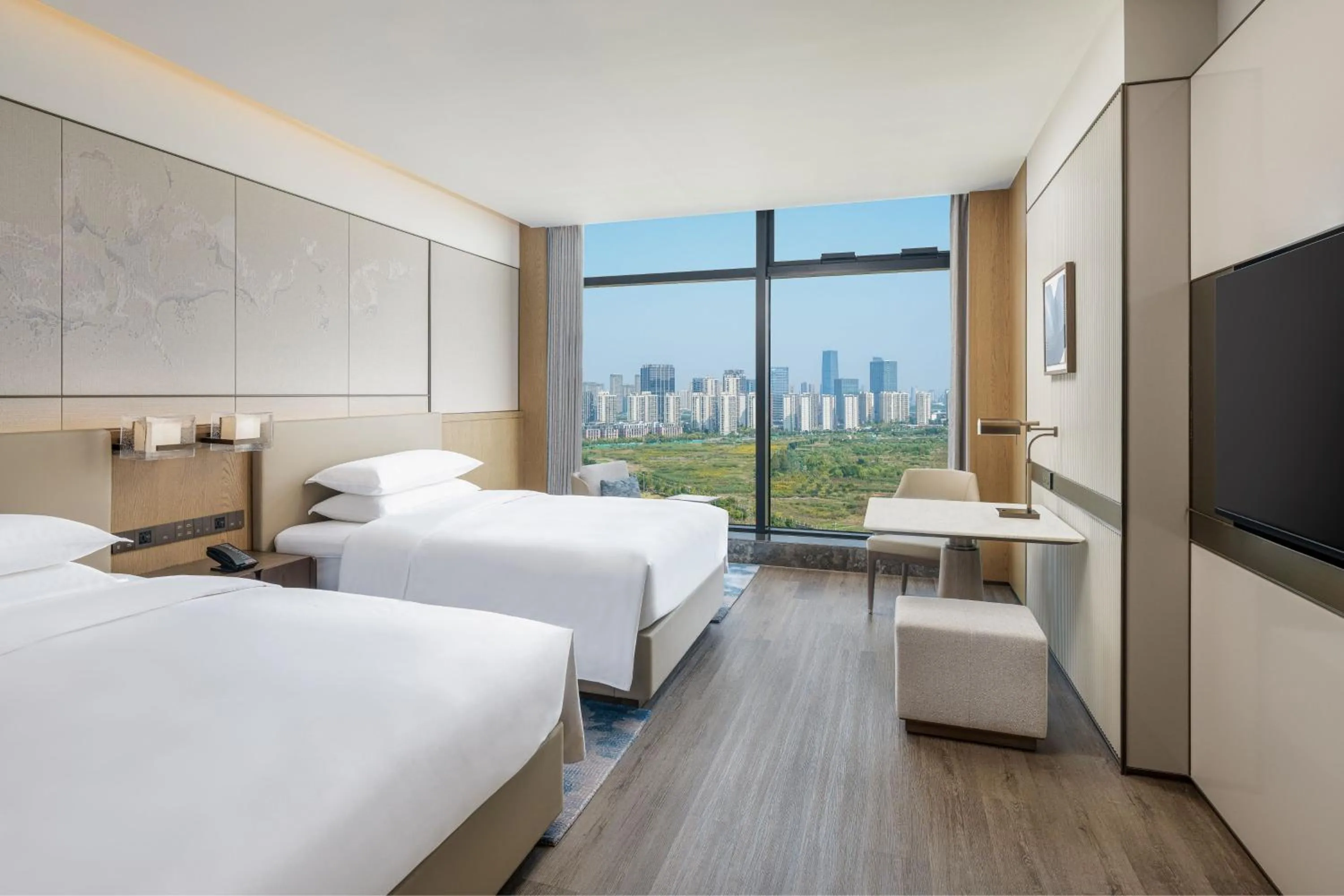 Photo of the whole room, Bed in Shaoxing Marriott Hotel Shangyu