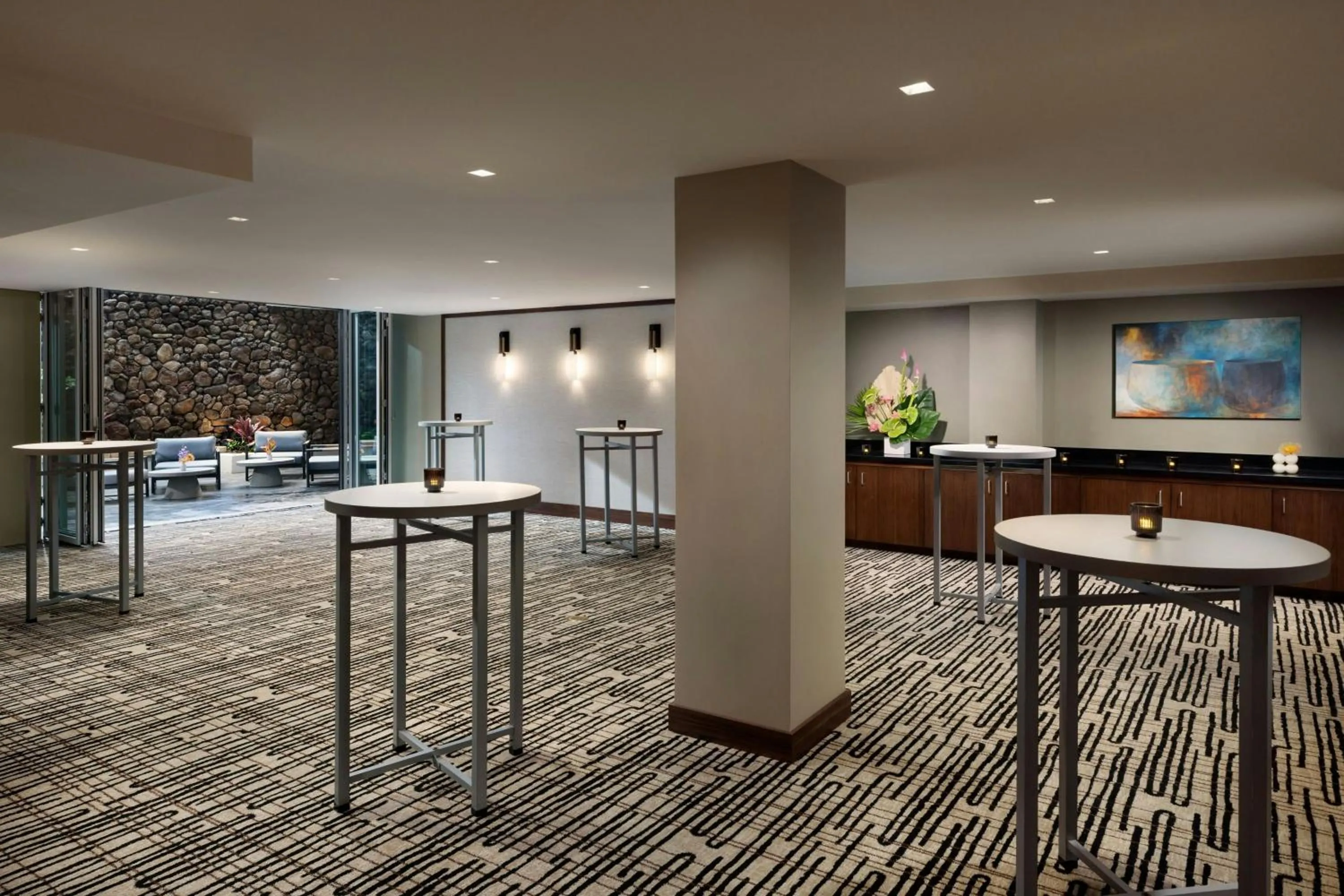 Meeting/conference room in AC Hotel by Marriott Honolulu