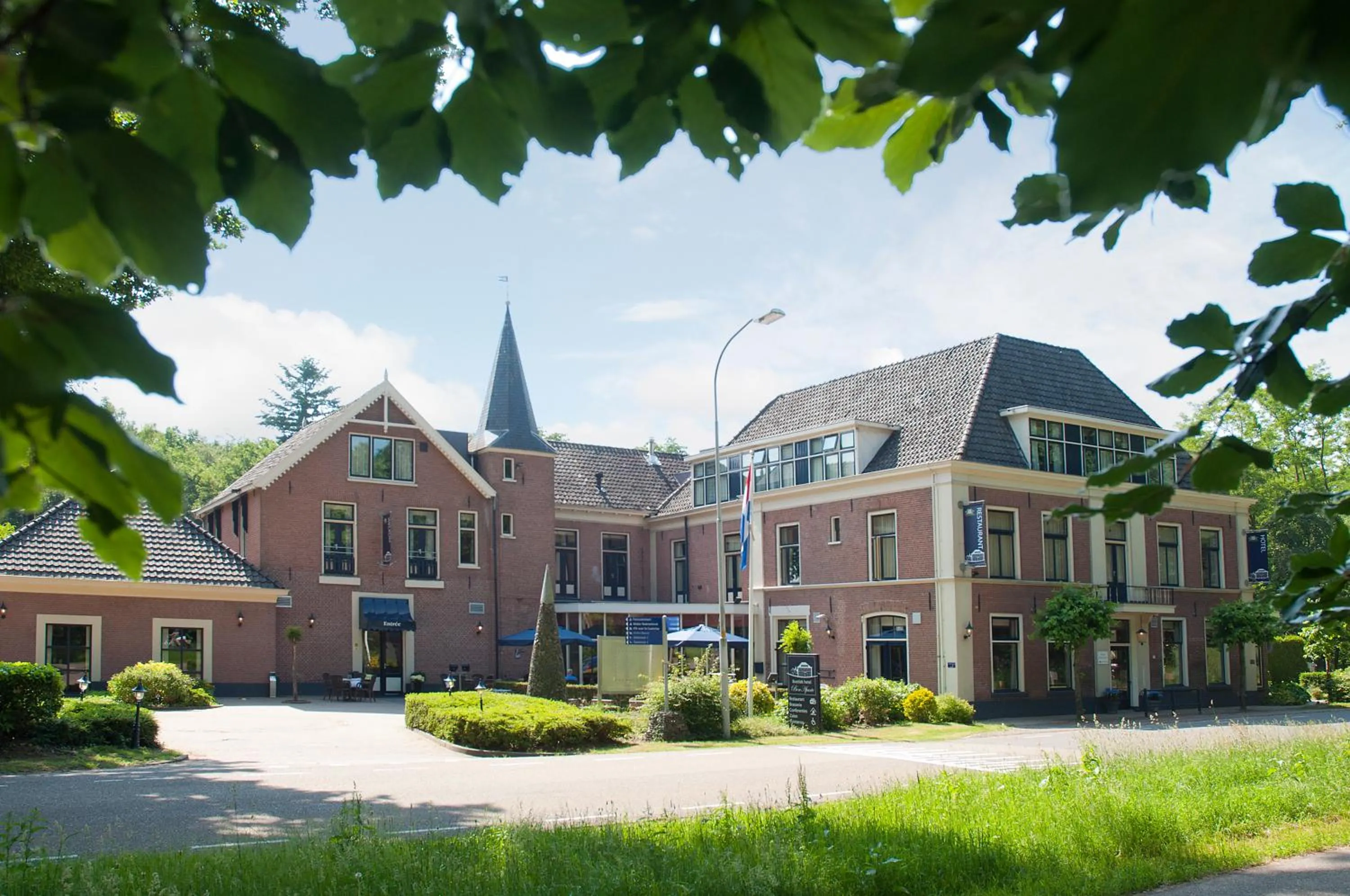 Property building in Boetiek Hotel BonAparte Lochem