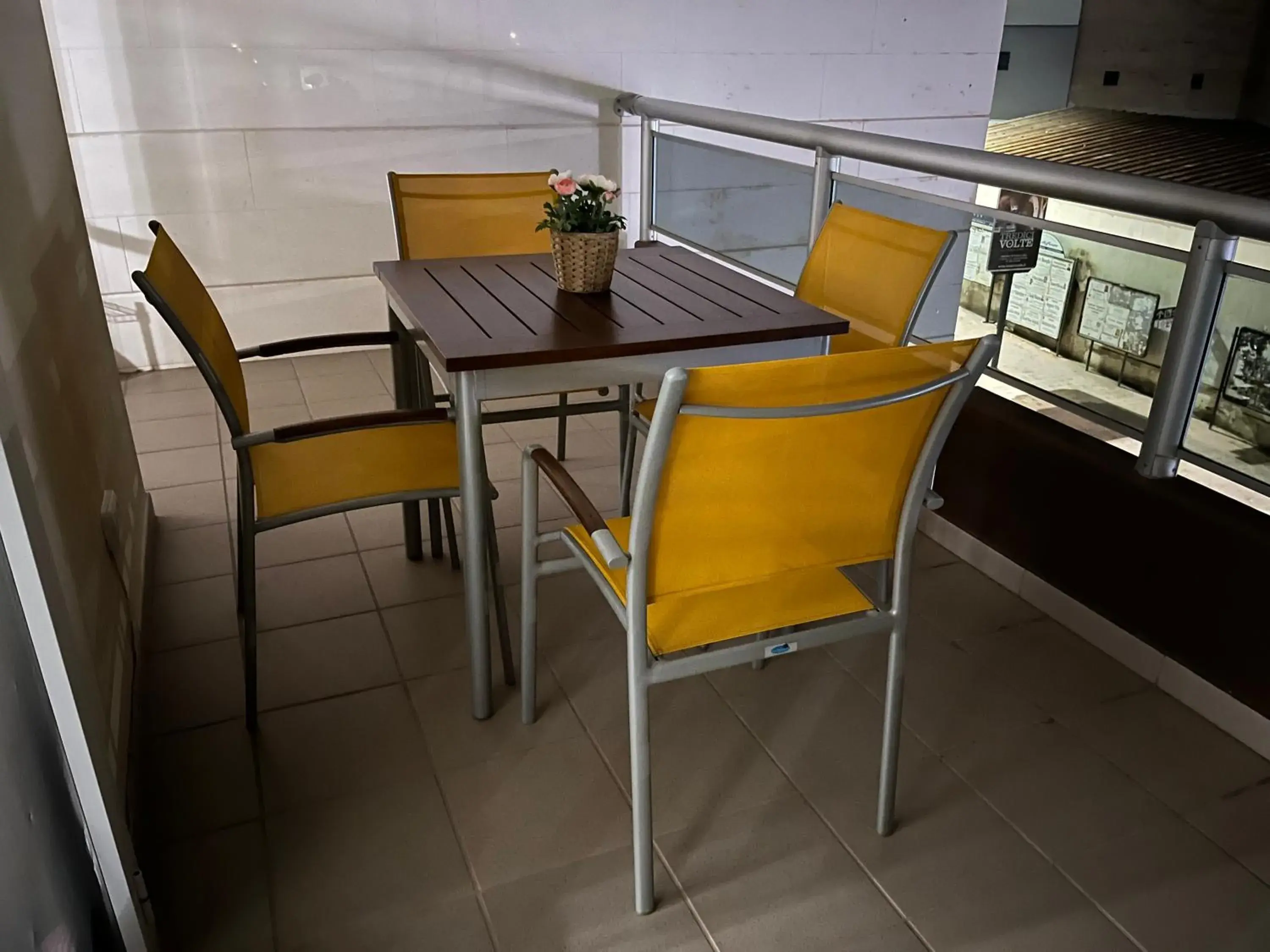 Three-Bedroom Apartment in Suite Gravina + box auto privato Three-Bedroom Apartment in Suite Gravina + box auto privato